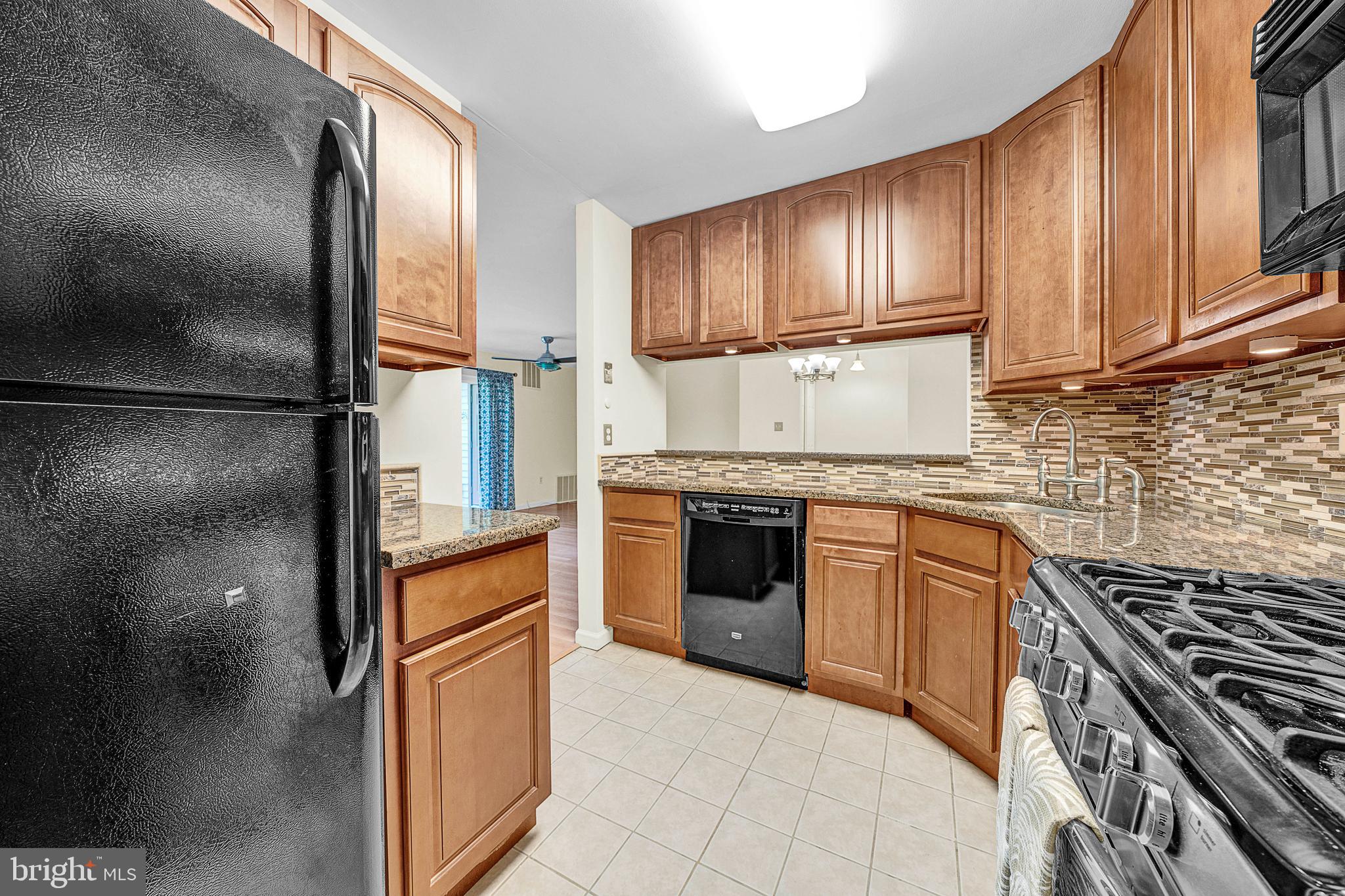 515 Poplar Ct