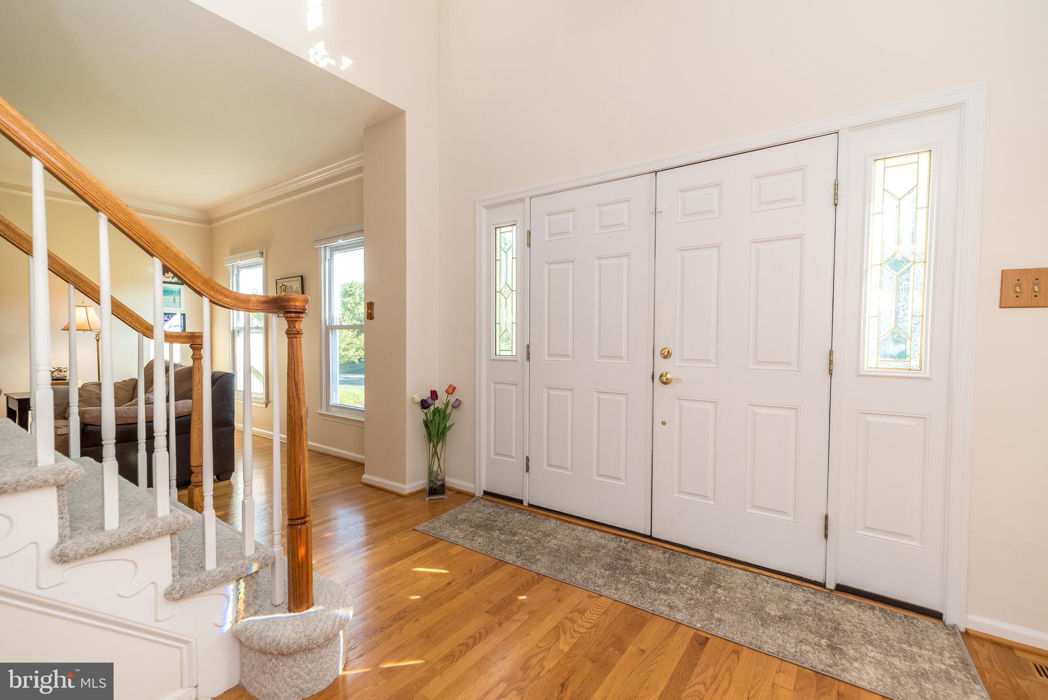 732 Castlewood Dr