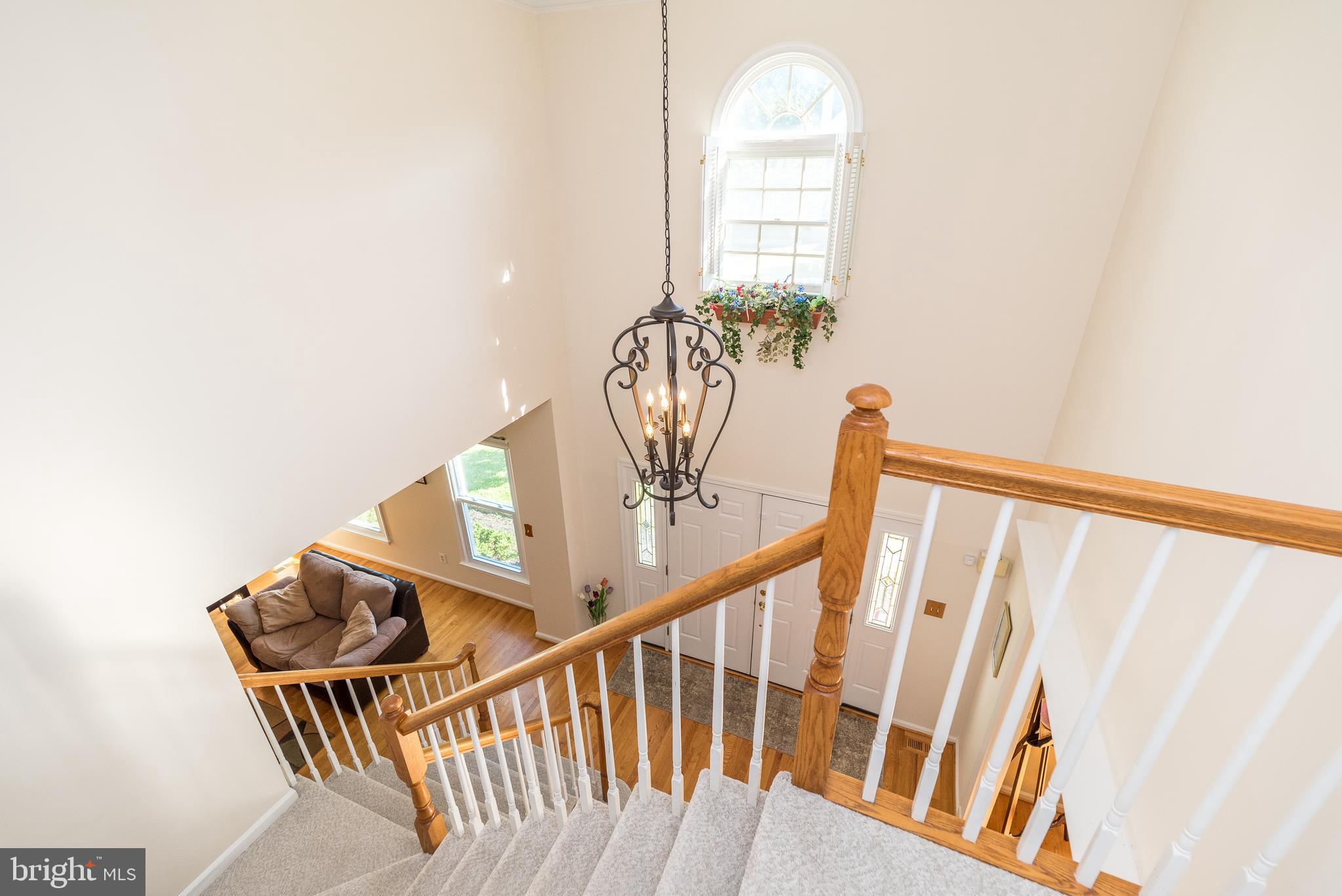 732 Castlewood Dr