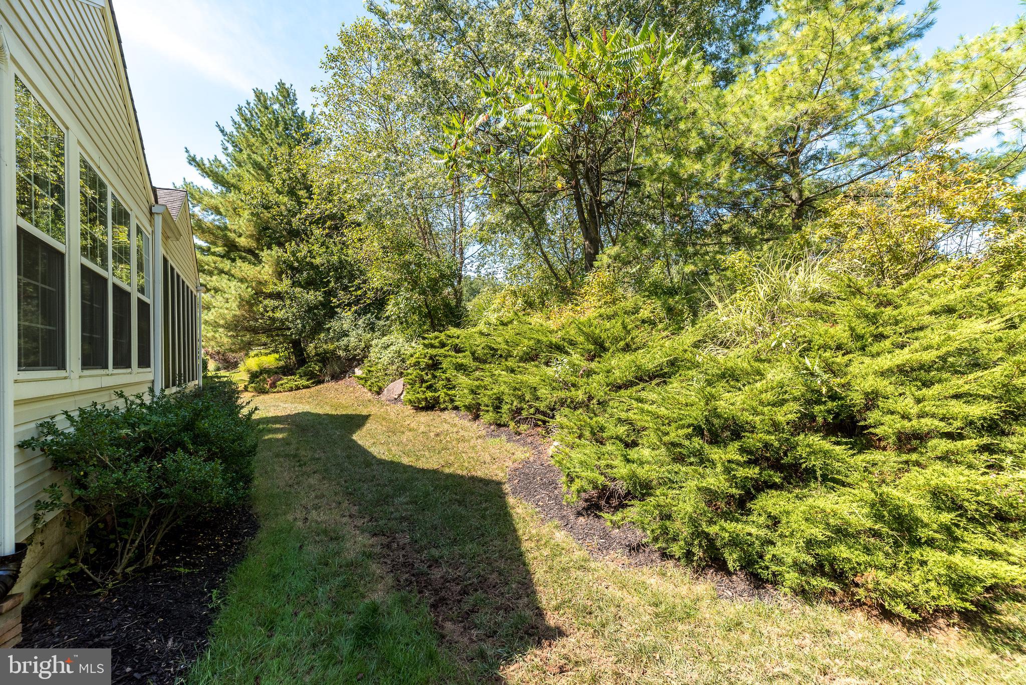 1043 Glendevon Dr