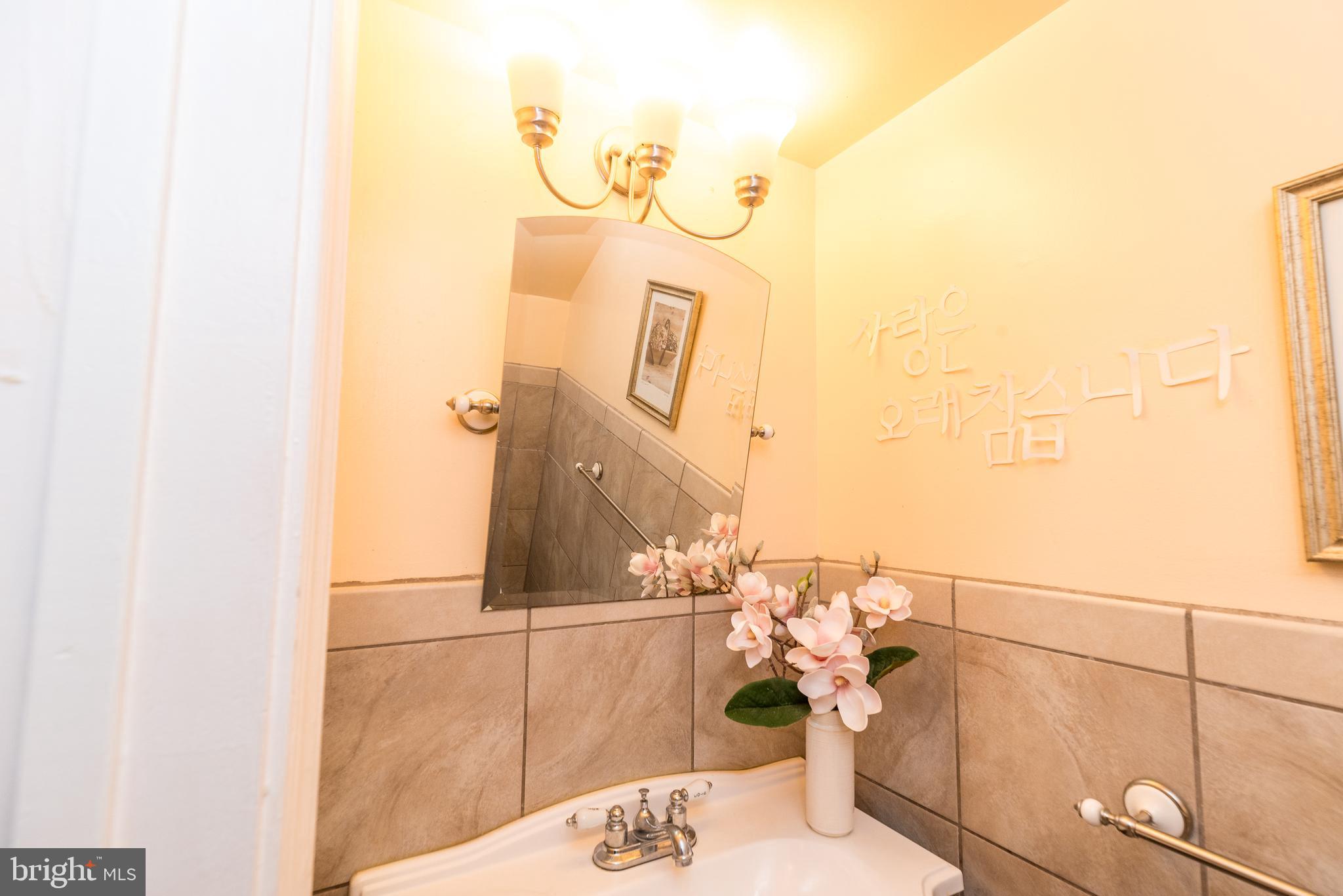 5 Churchill Cir