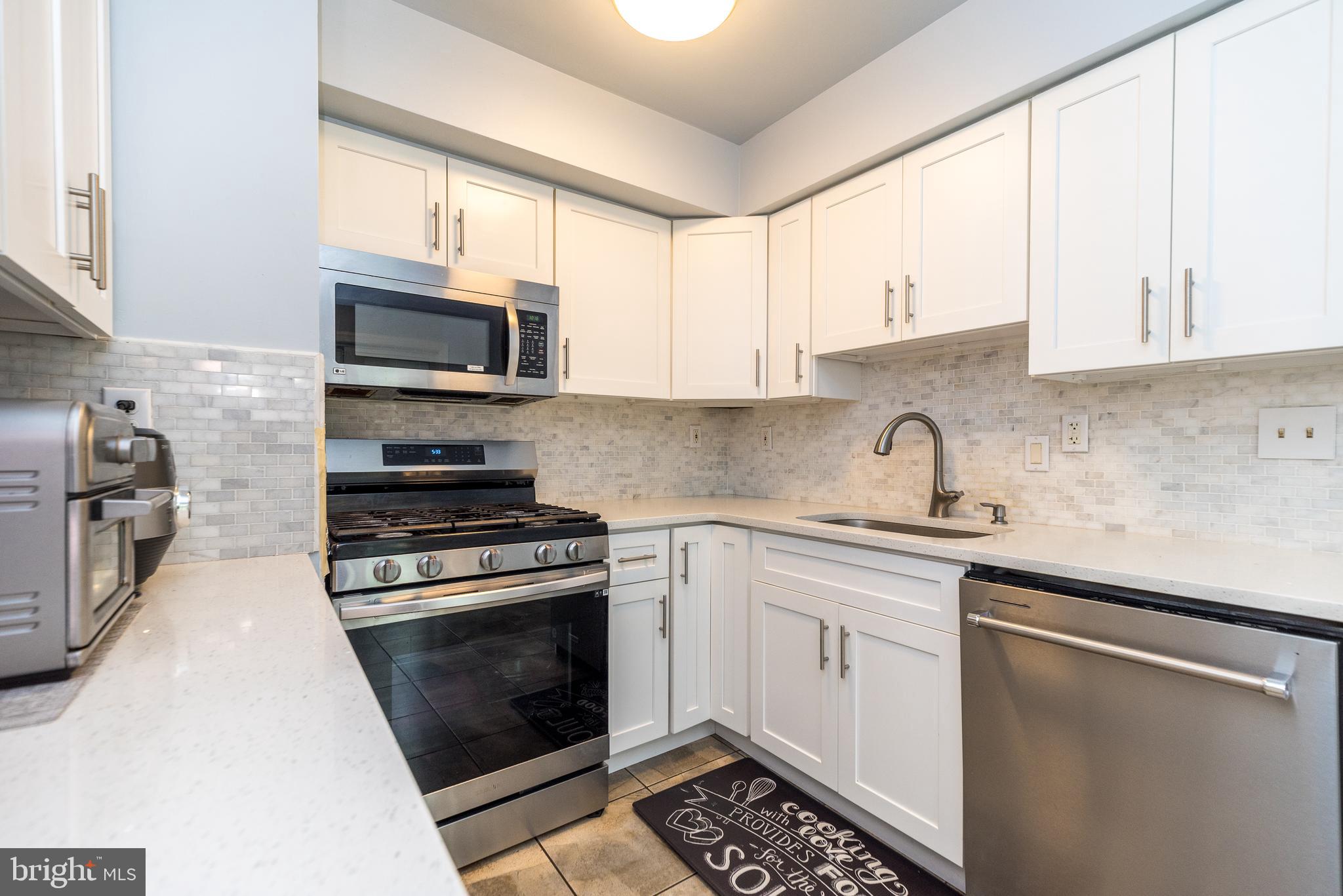 5 Churchill Cir