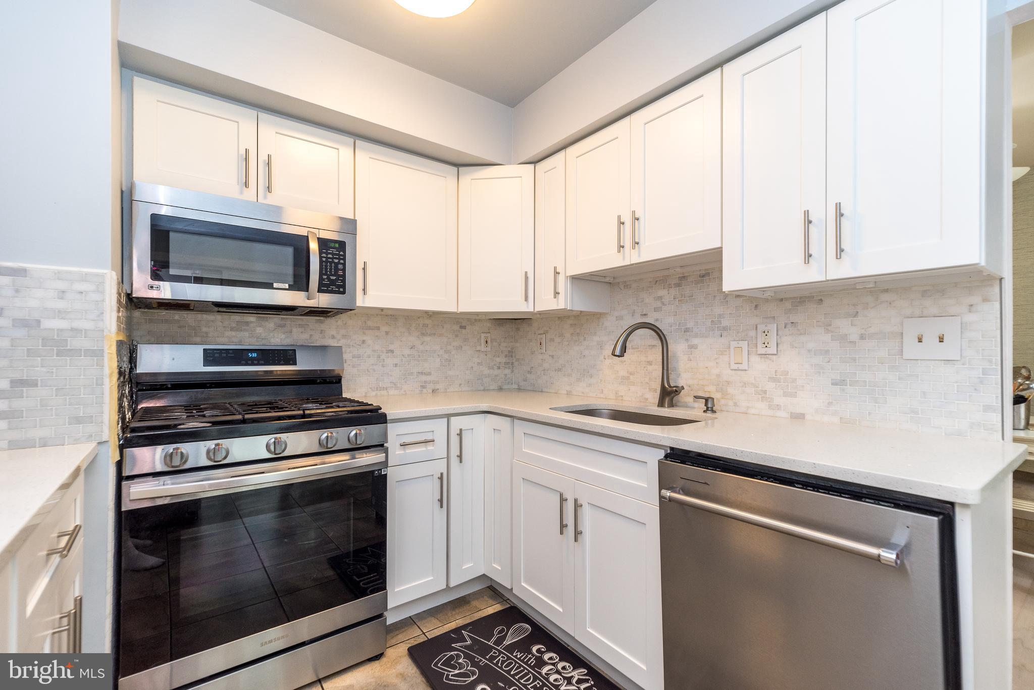 5 Churchill Cir