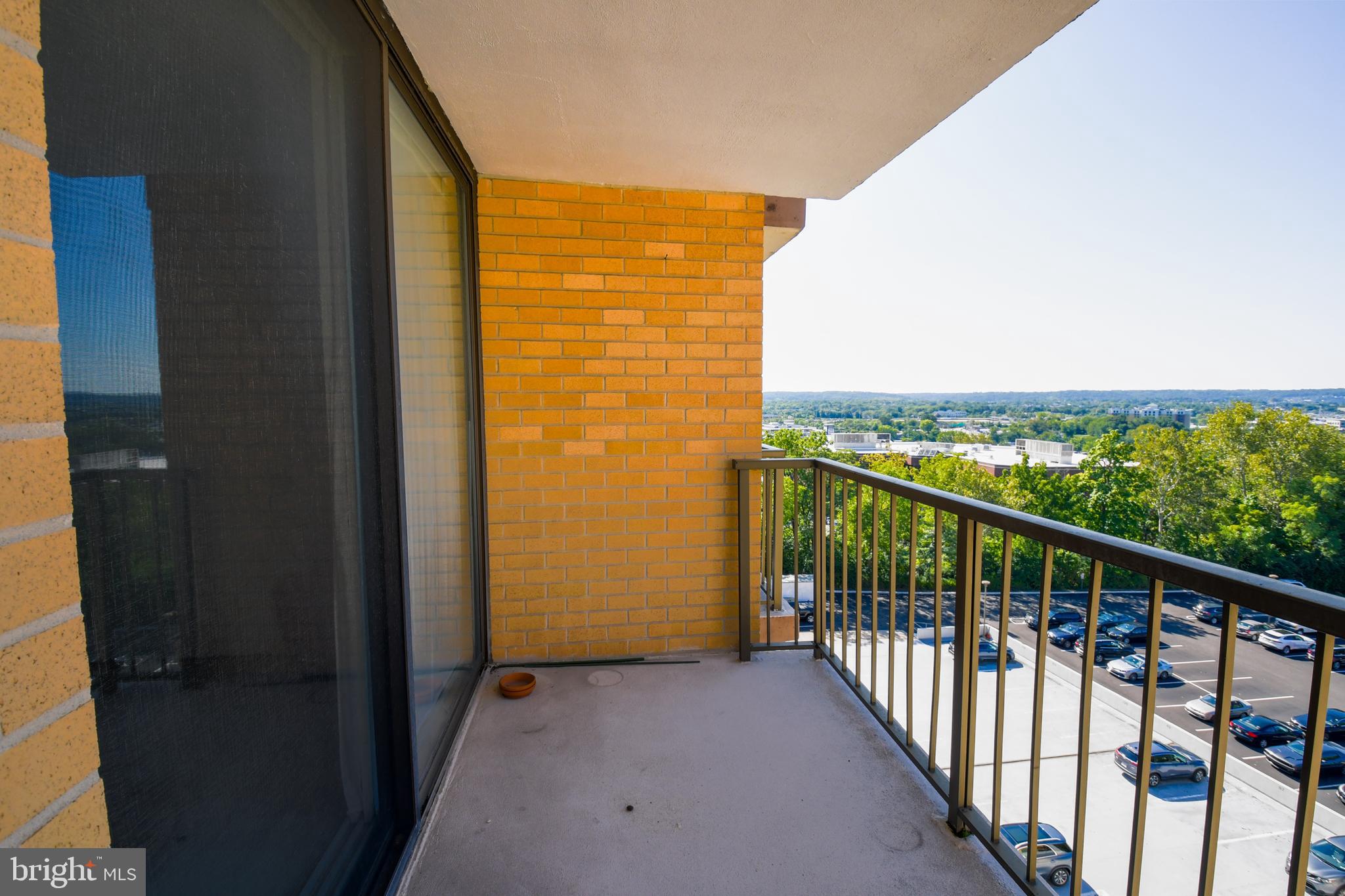666 W Germantown Pike #2809