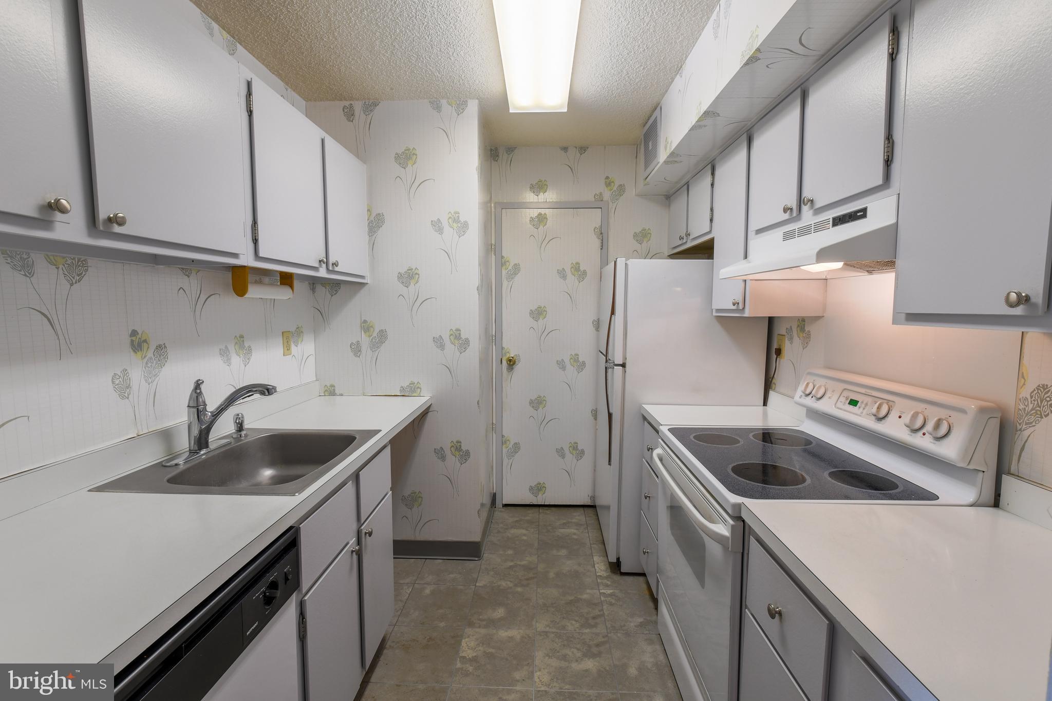 666 W Germantown Pike #2809