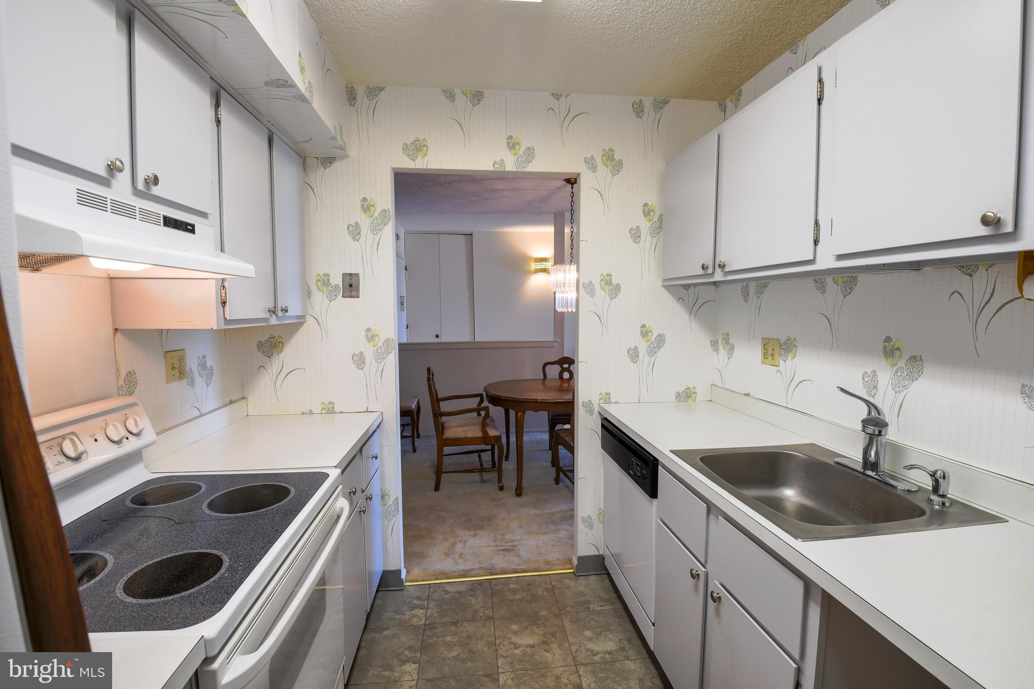 666 W Germantown Pike #2809