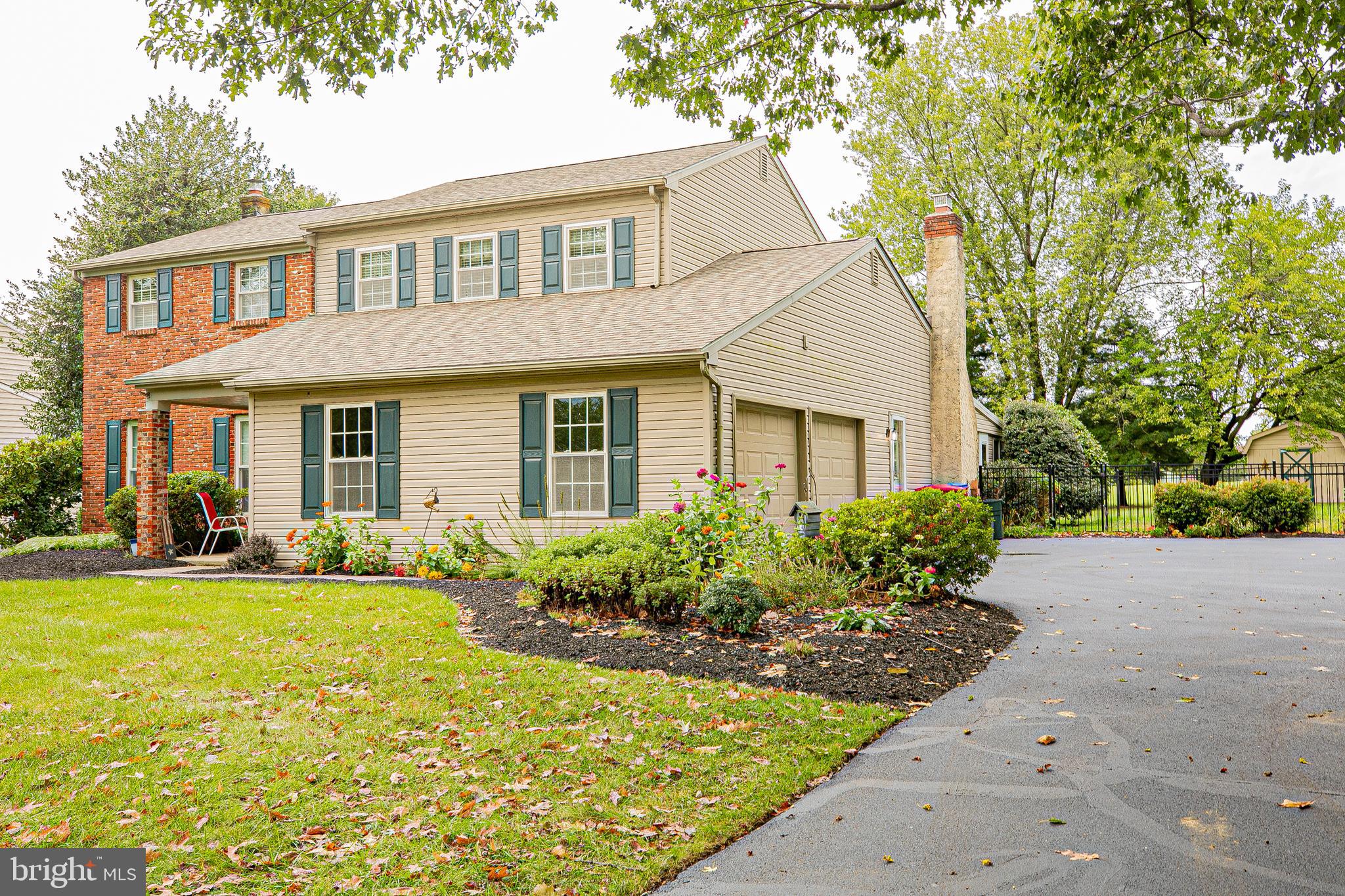 3012 Walker Ln