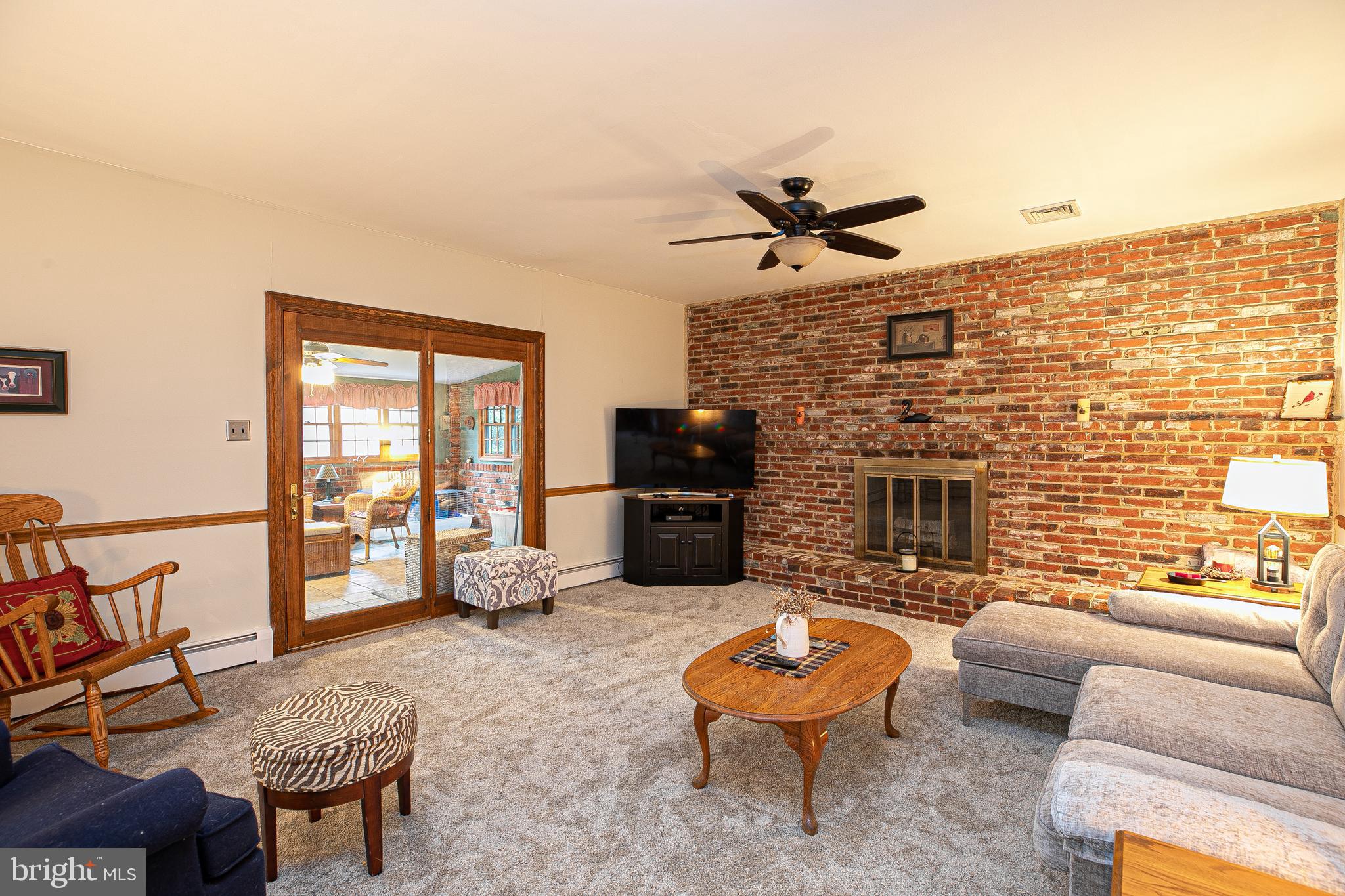 3012 Walker Ln
