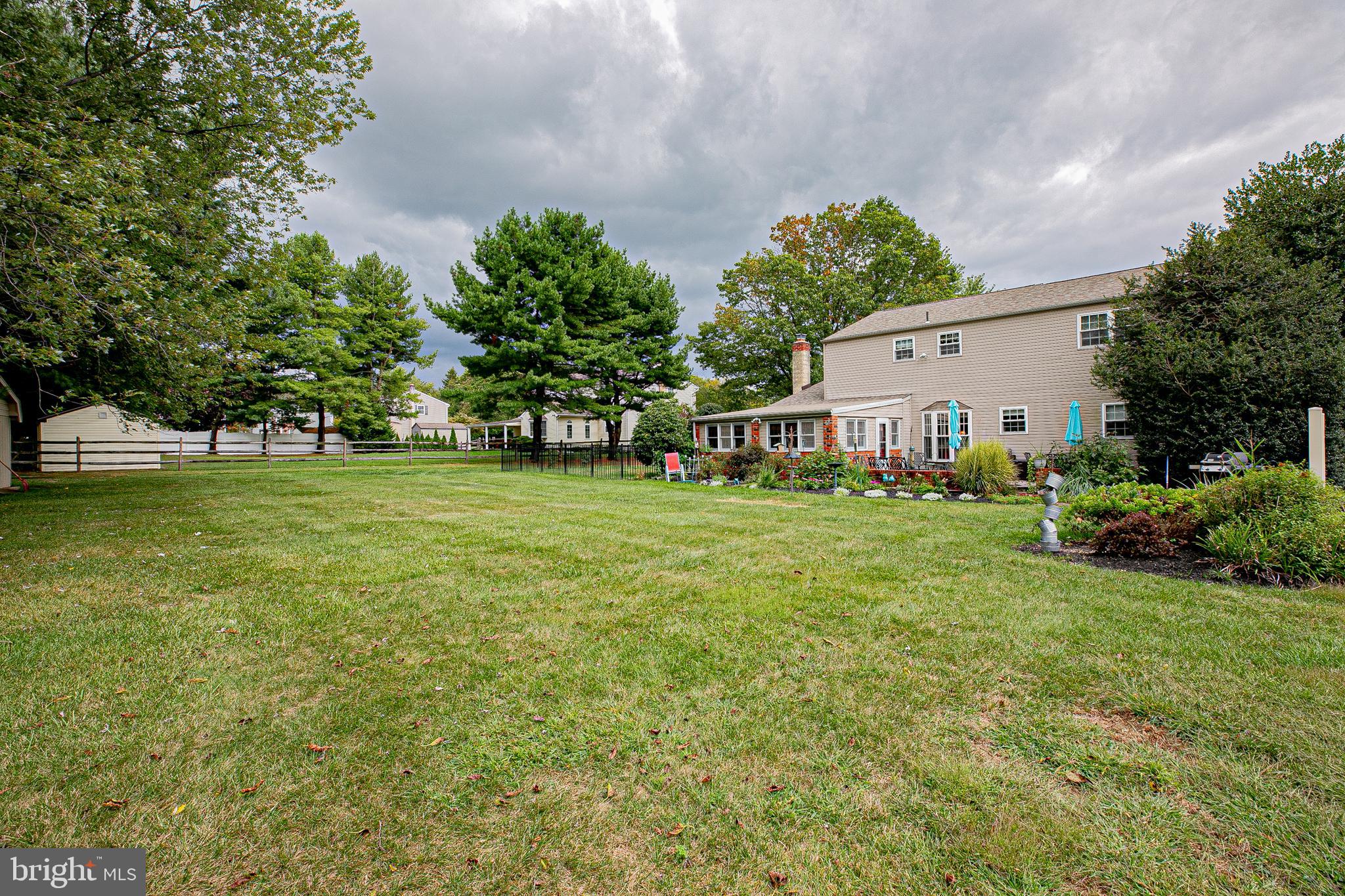 3012 Walker Ln