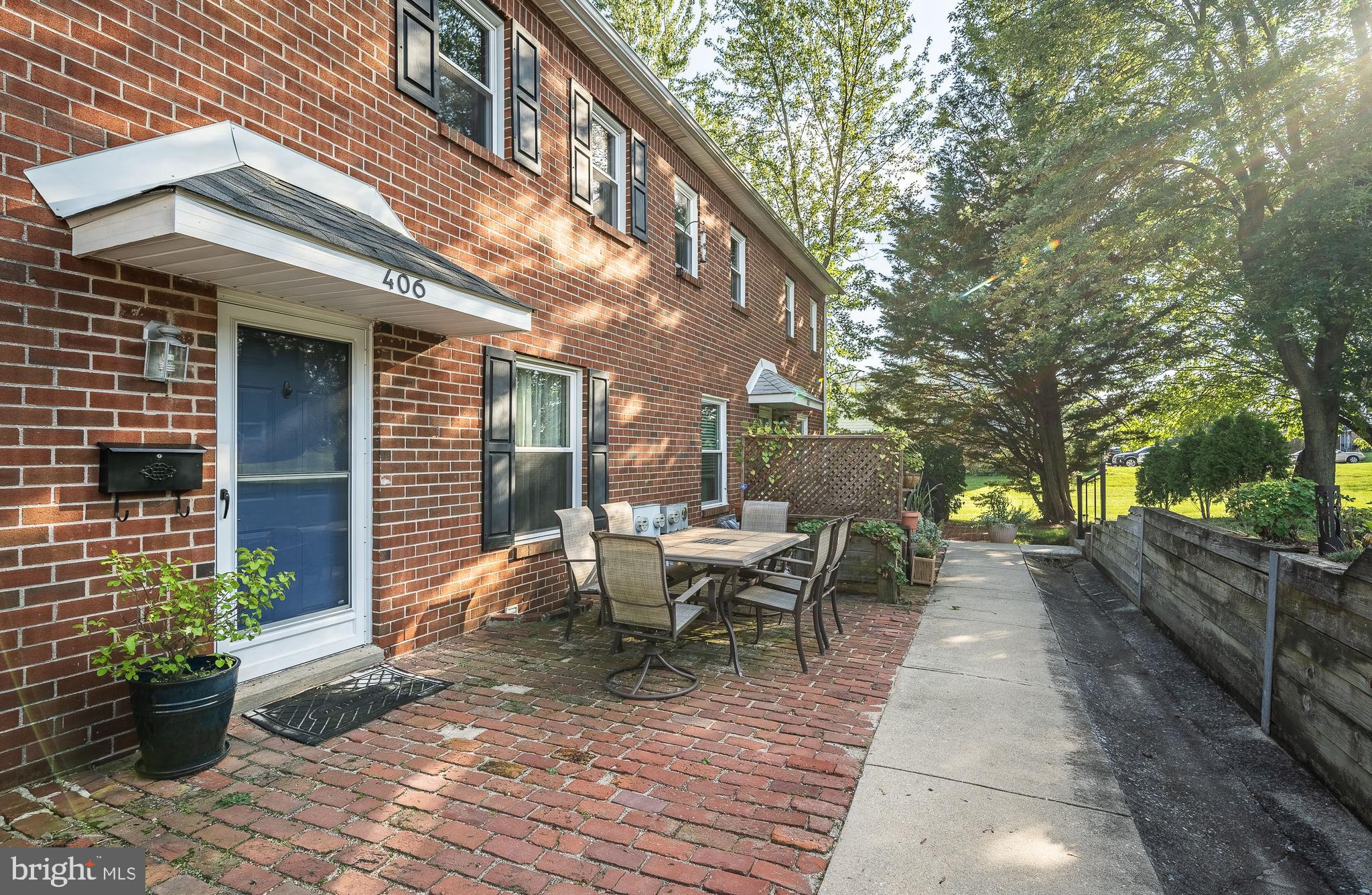 406 Whitpain Hls