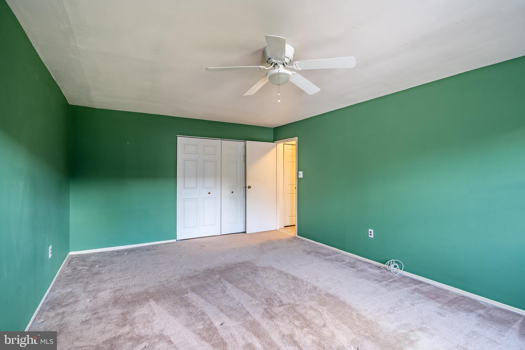 406 Whitpain Hls