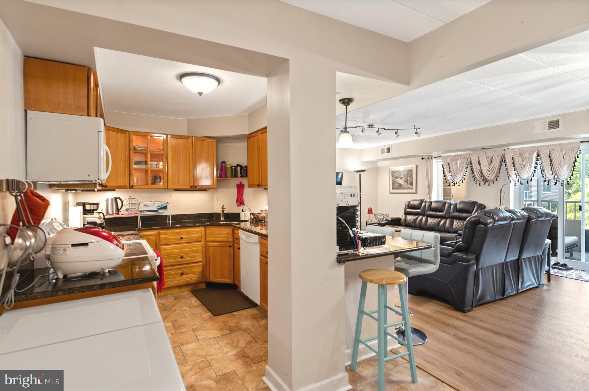 1219 W Rd #209