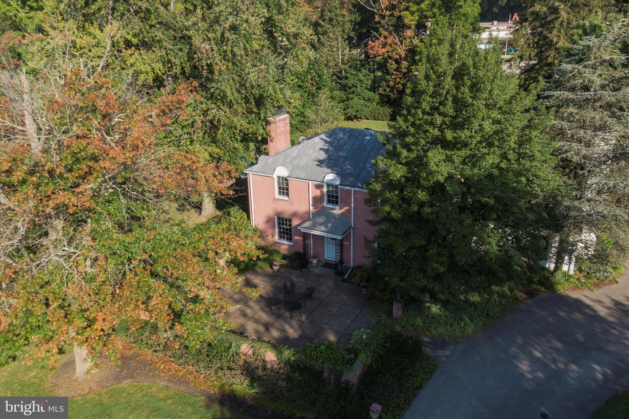 825 Symphony Ln