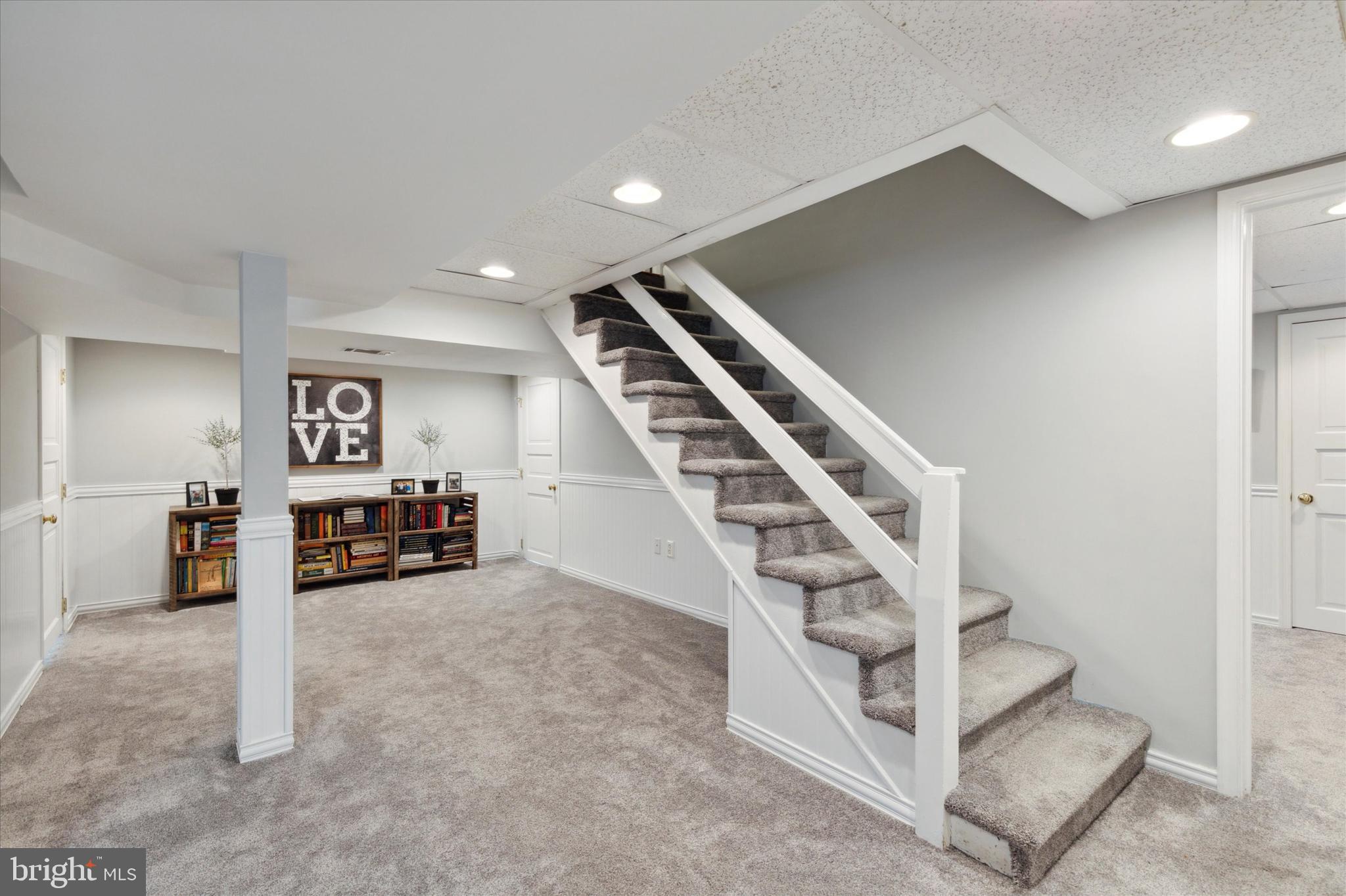 825 Symphony Ln
