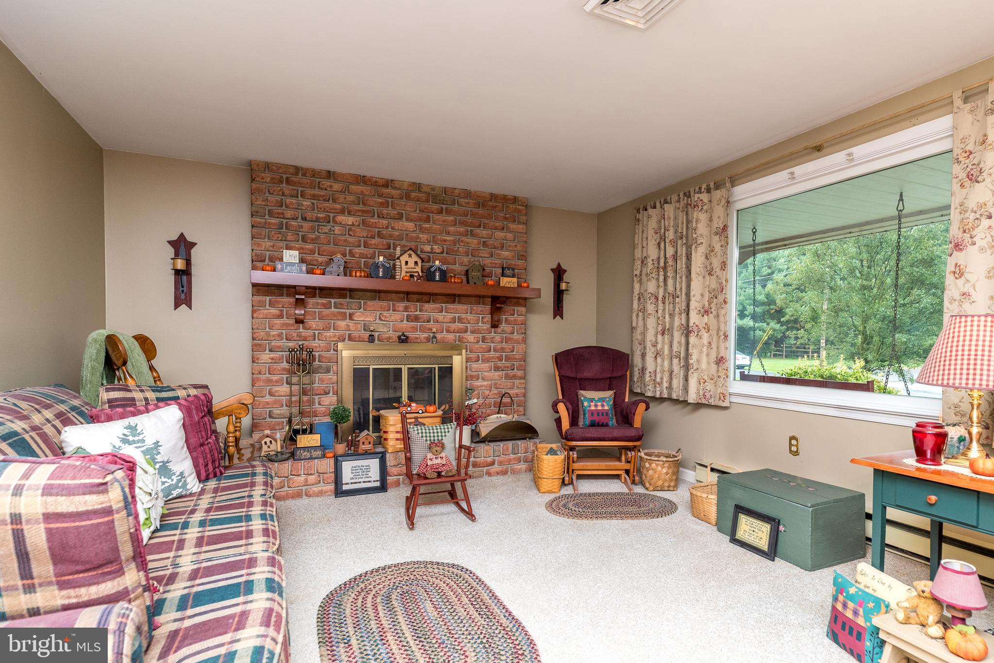 2543 Rhoads Rd