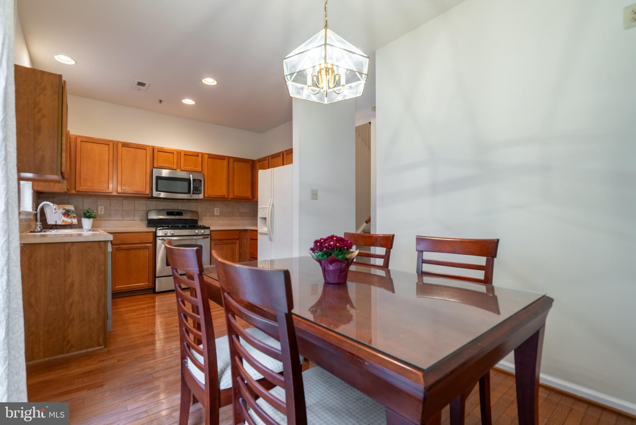 202 Picket Post Ct
