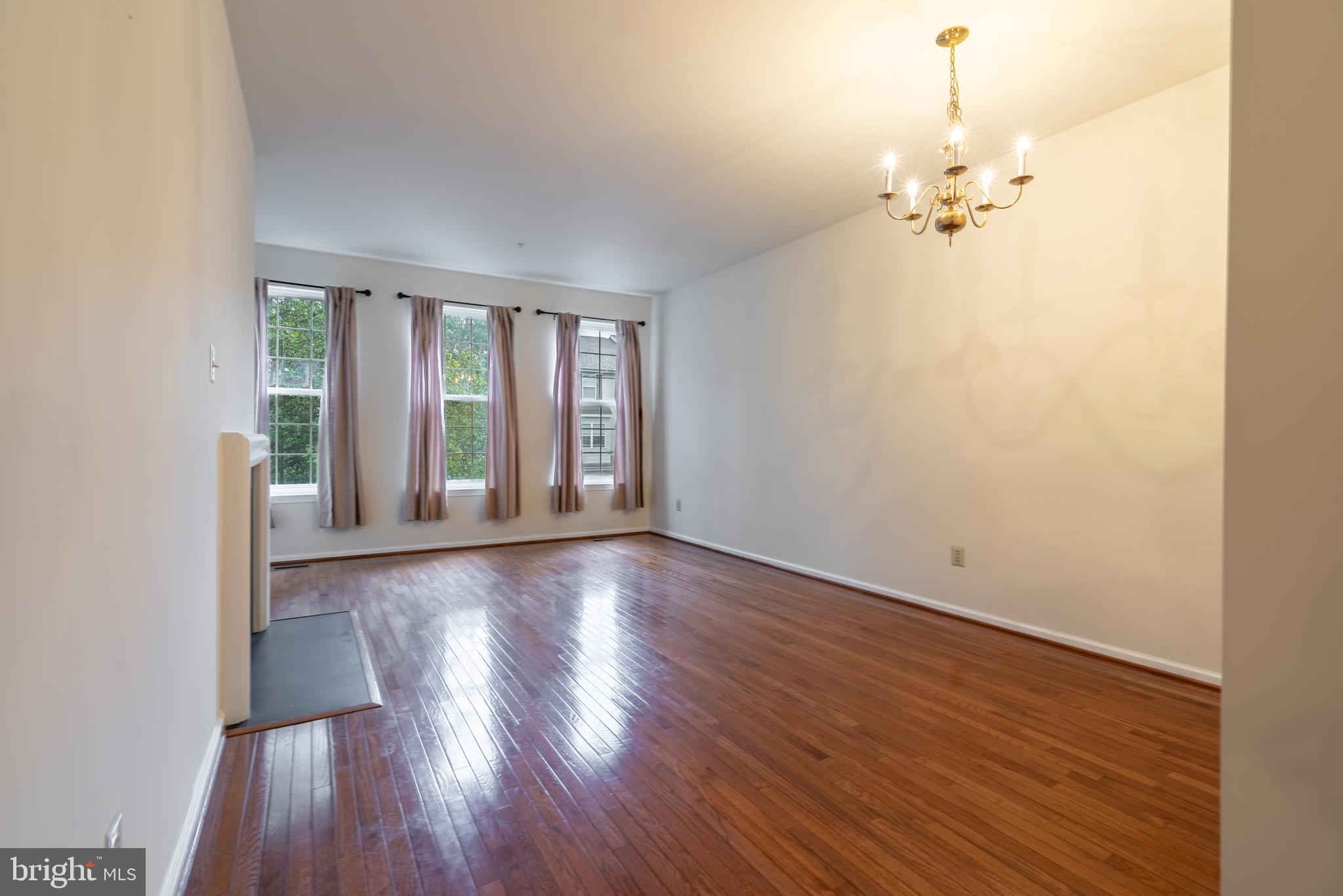202 Picket Post Ct