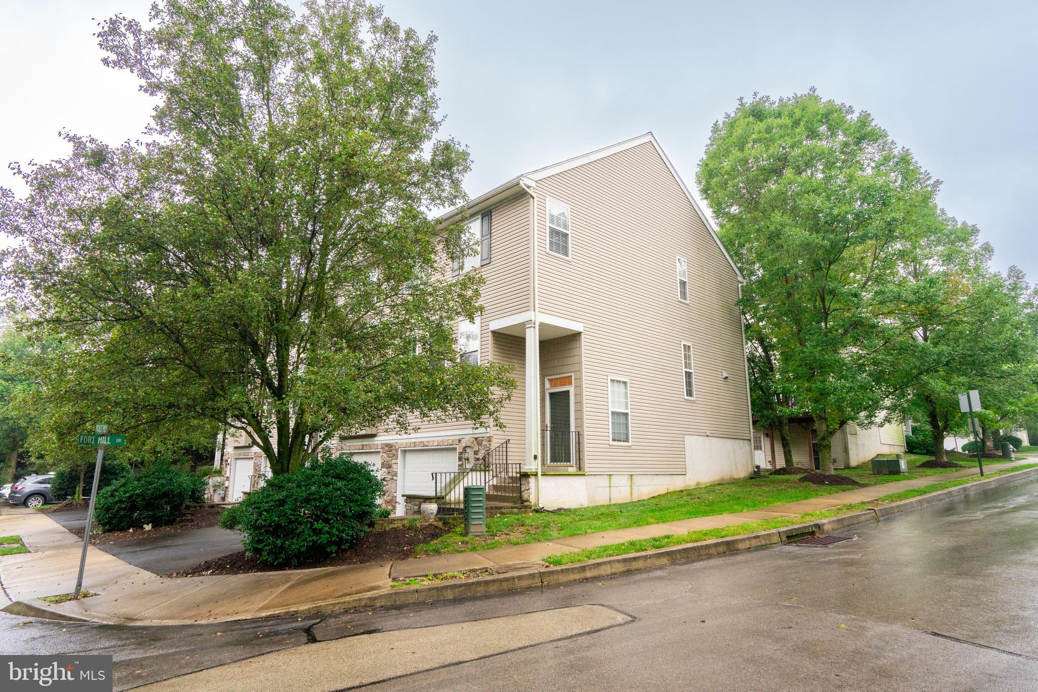202 Picket Post Ct