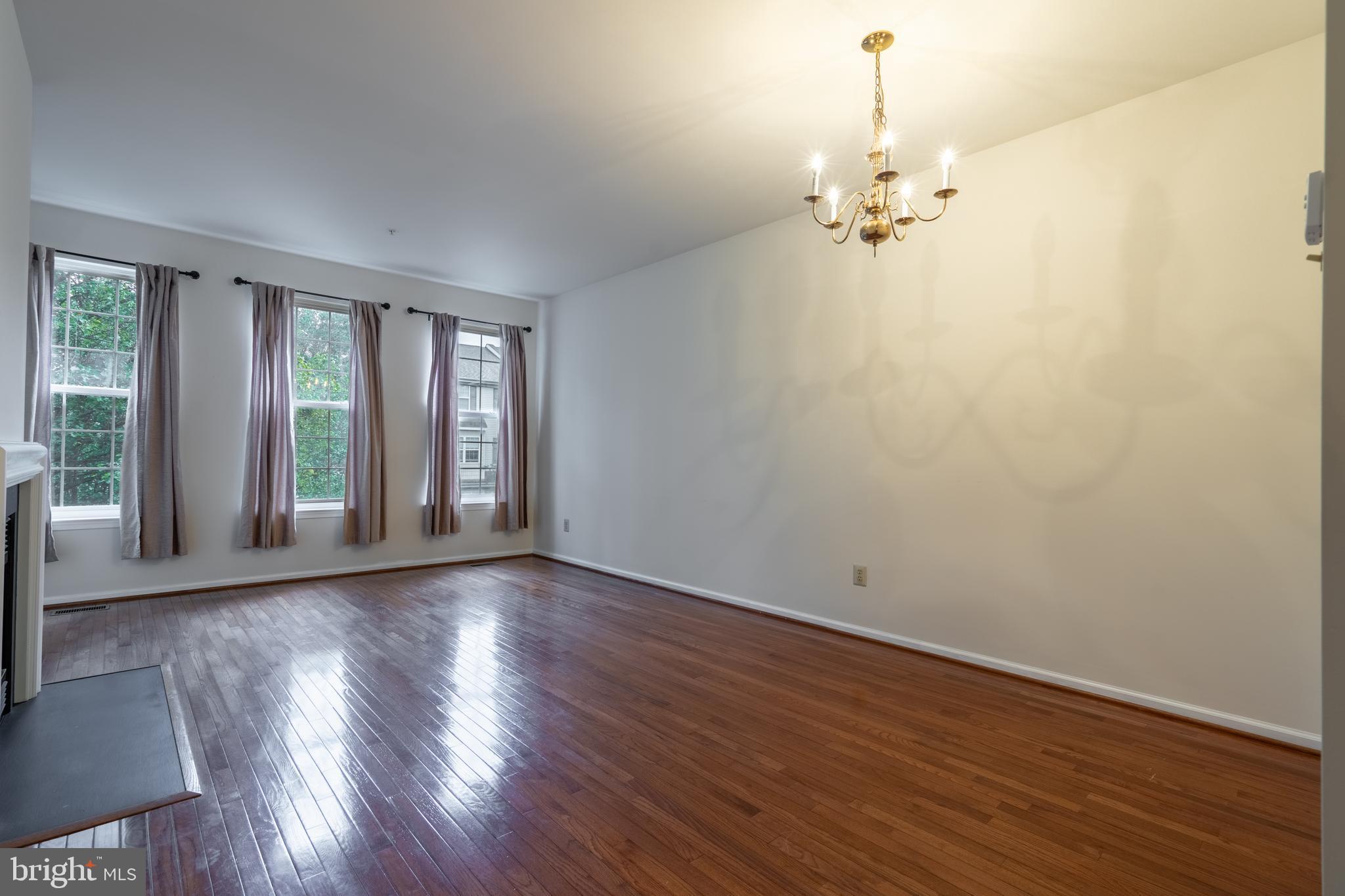 202 Picket Post Ct