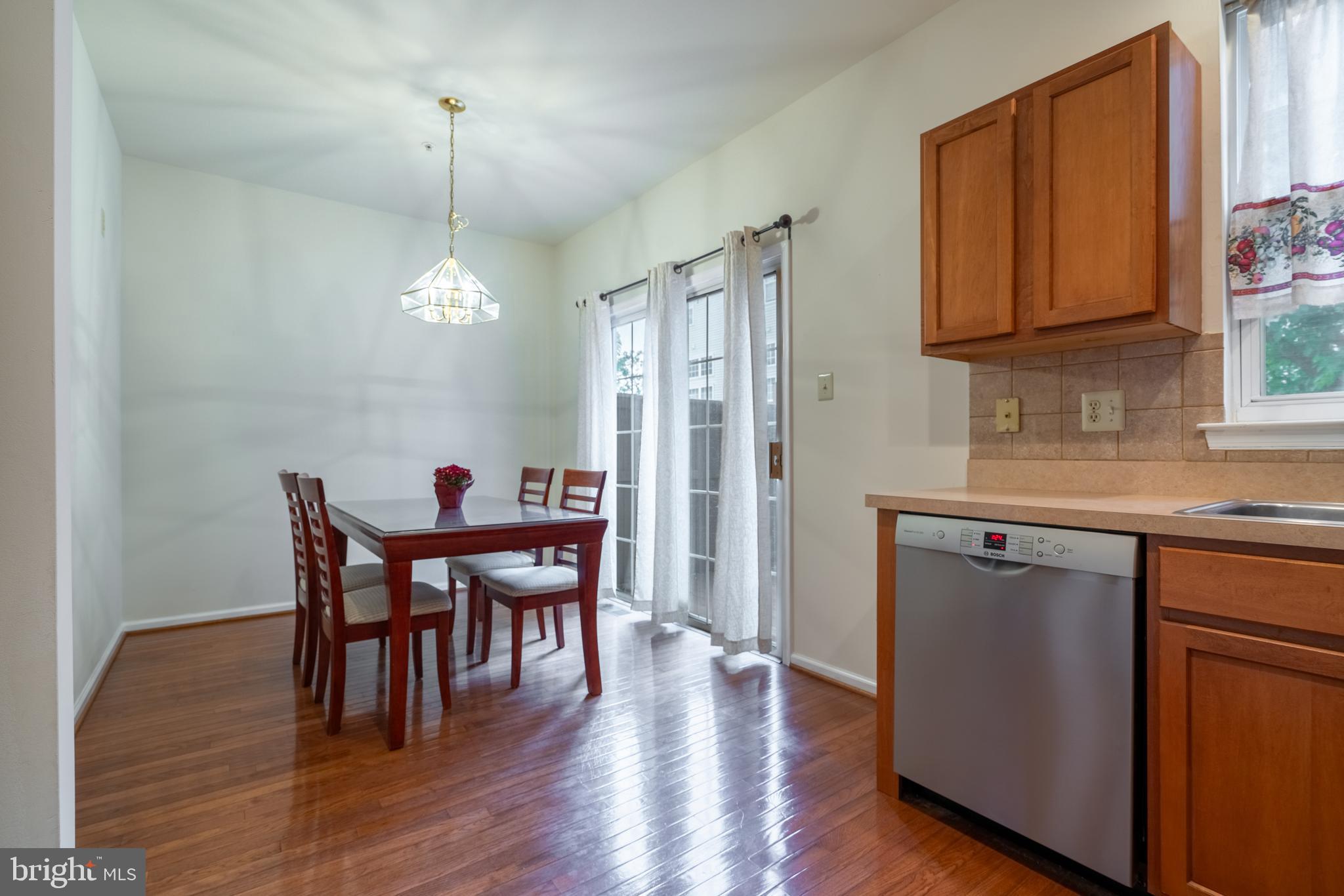 202 Picket Post Ct