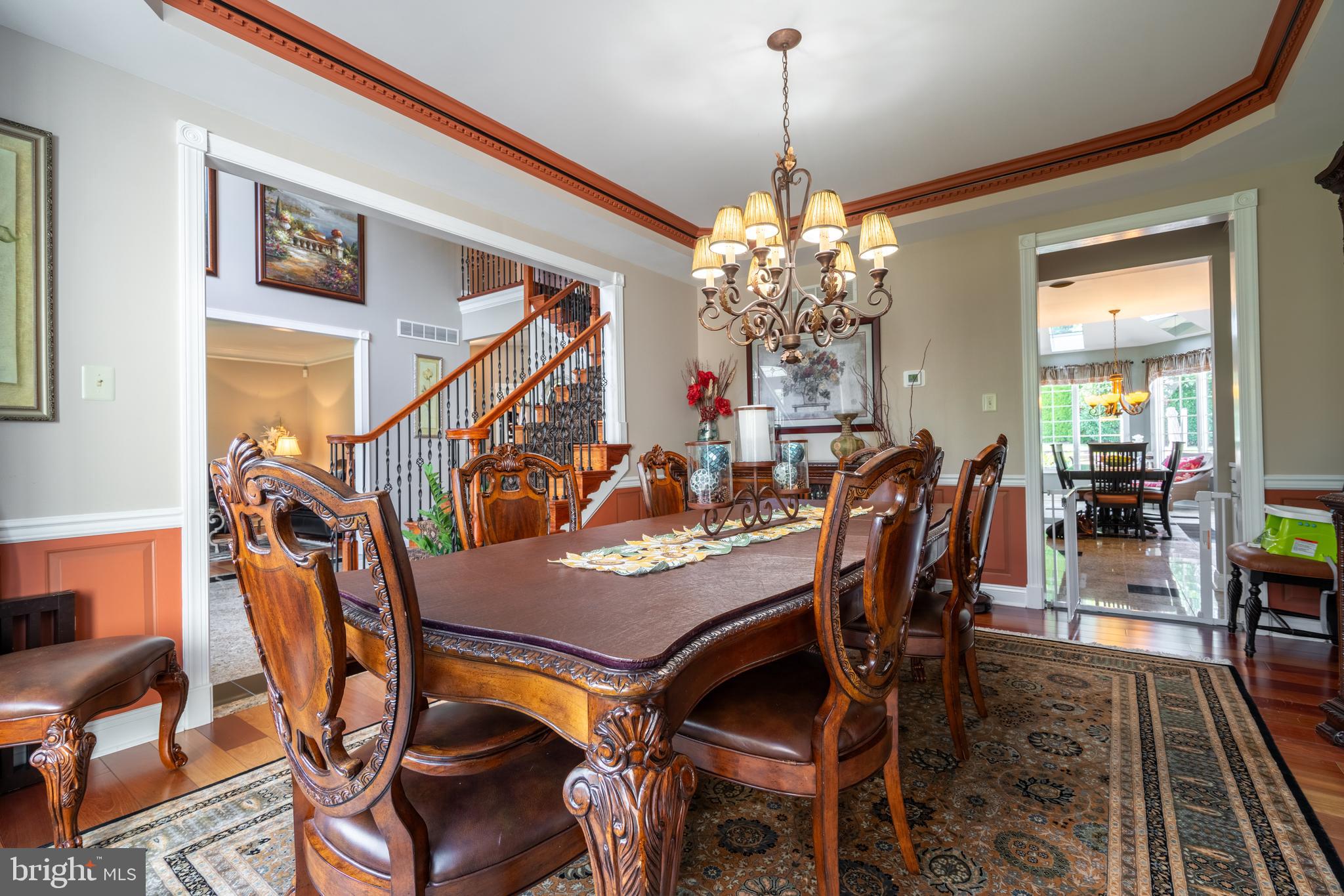 724 Chapel Hill West Ln