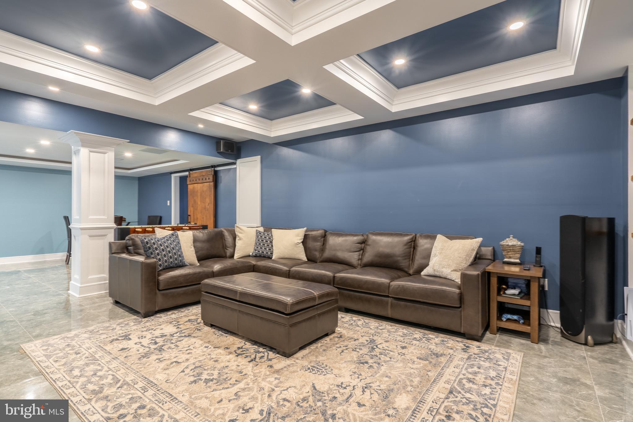 724 Chapel Hill West Ln