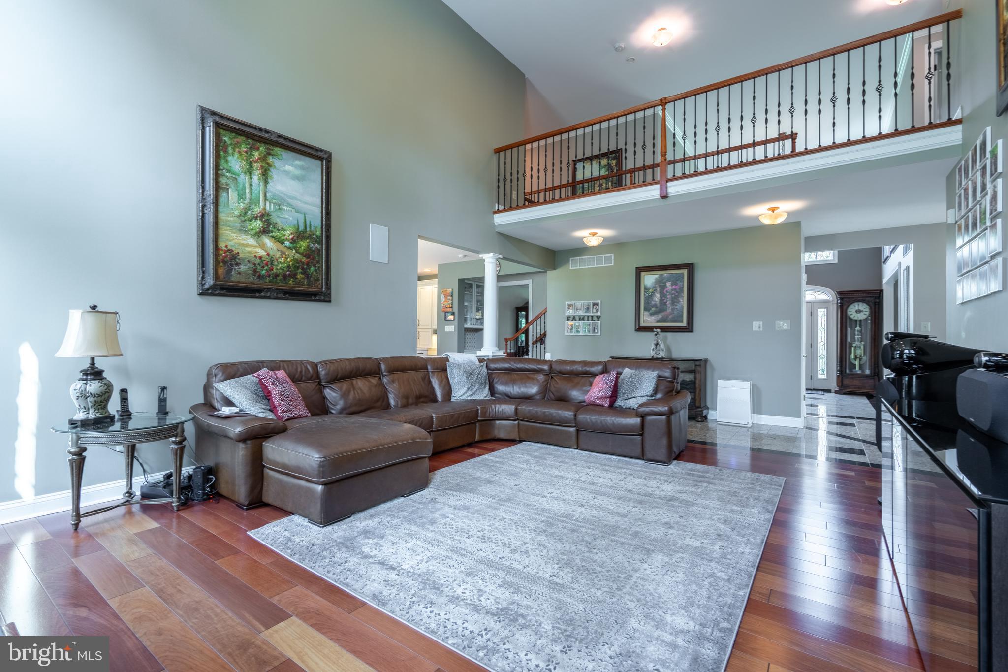 724 Chapel Hill West Ln
