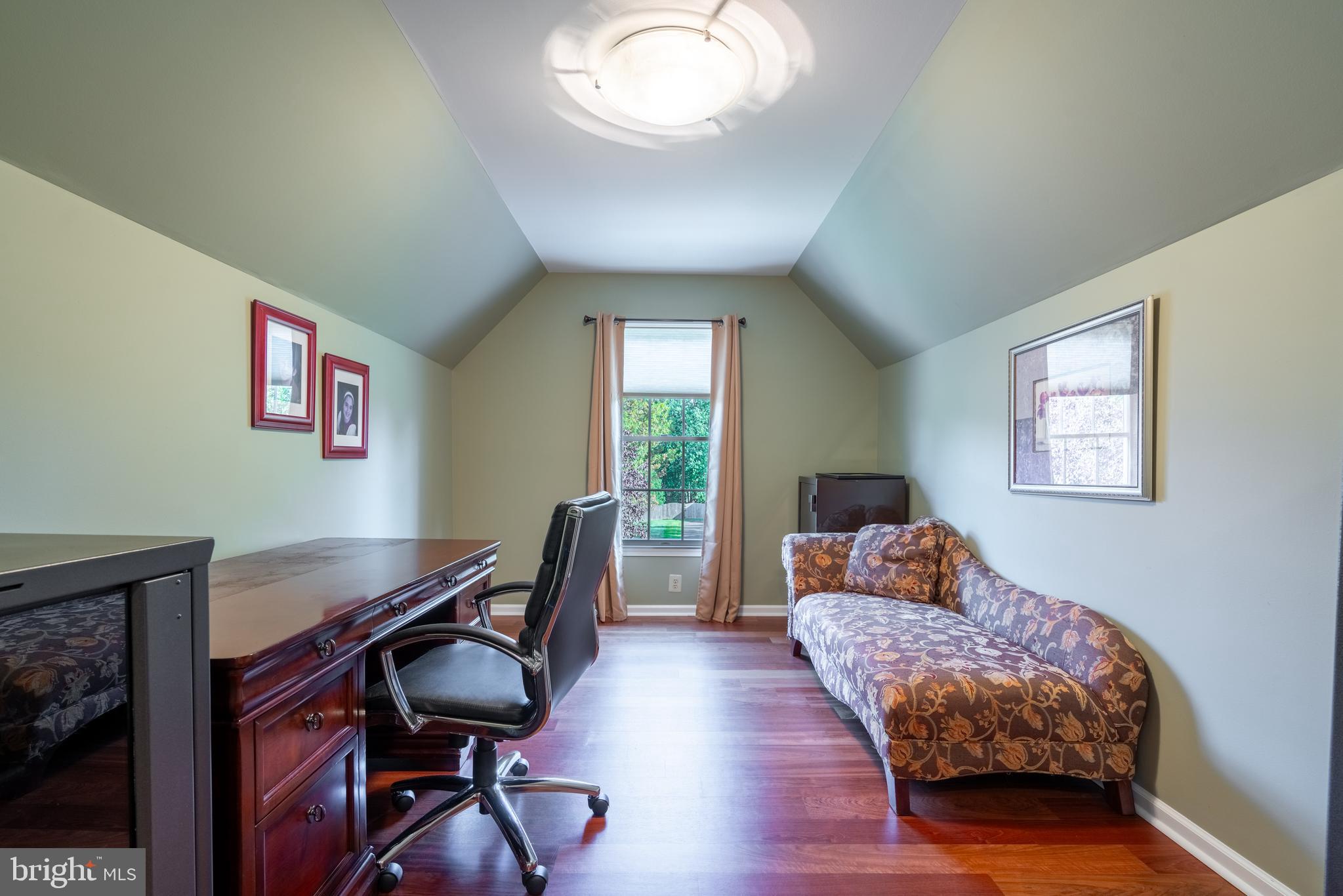 724 Chapel Hill West Ln