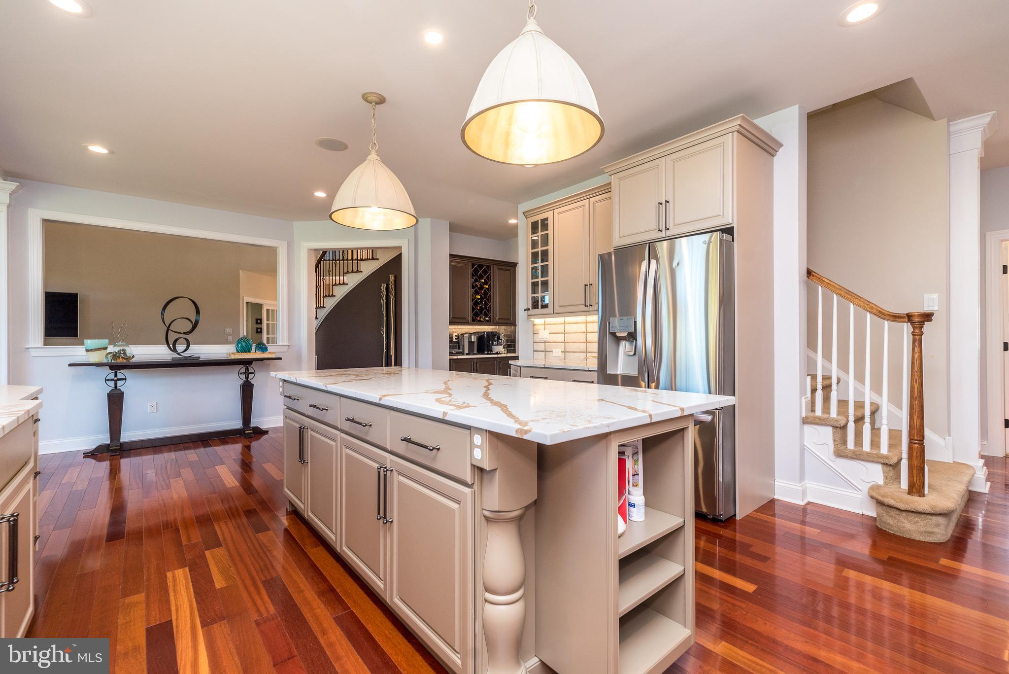 1367 Worthington Ct