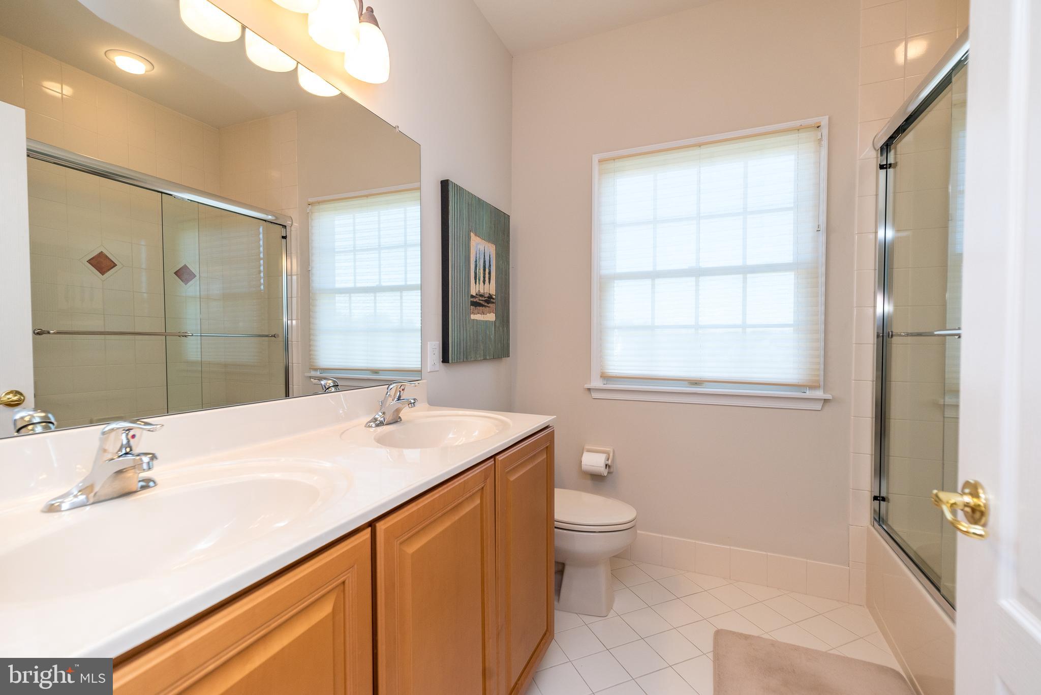1367 Worthington Ct