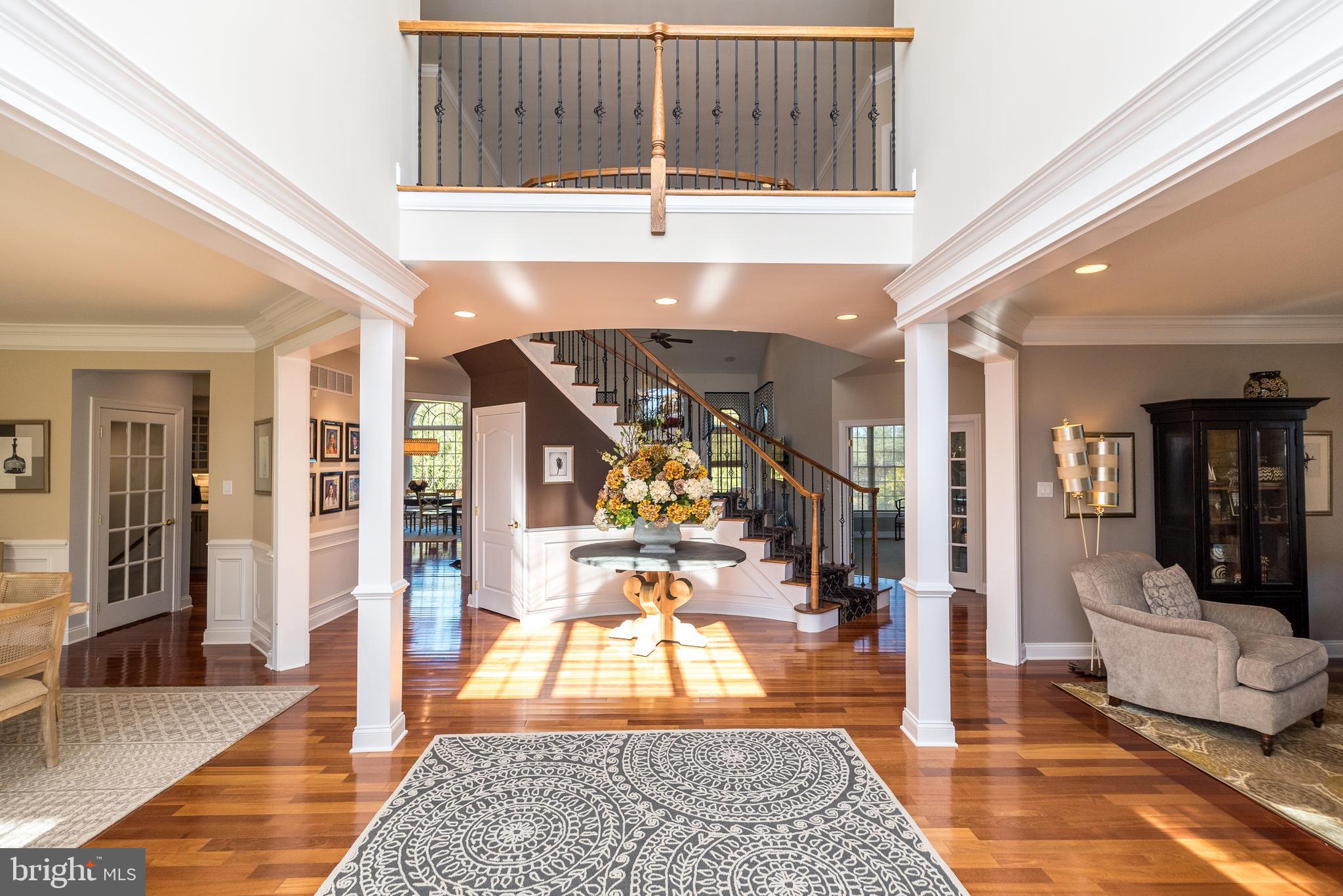 1367 Worthington Ct