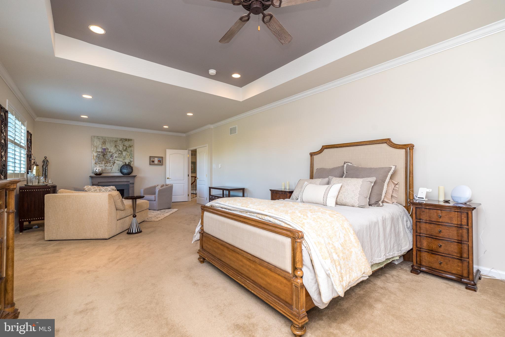 1367 Worthington Ct