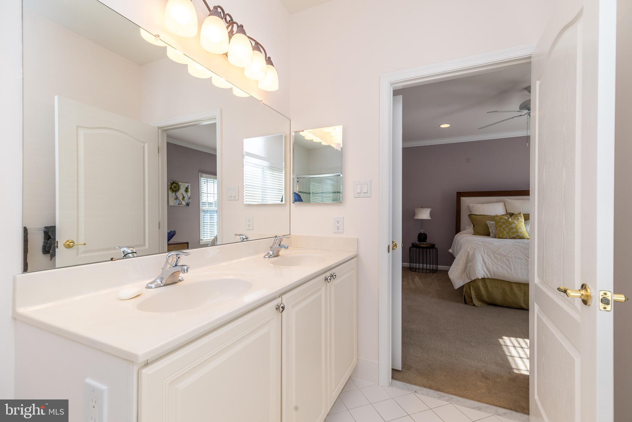 1367 Worthington Ct