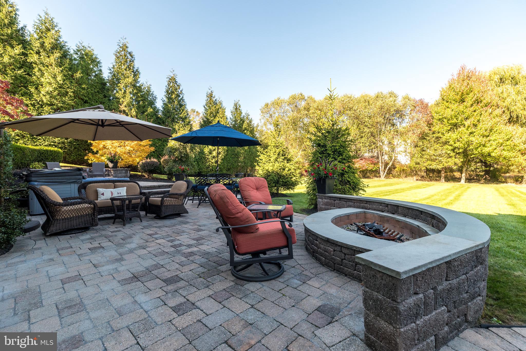 1367 Worthington Ct