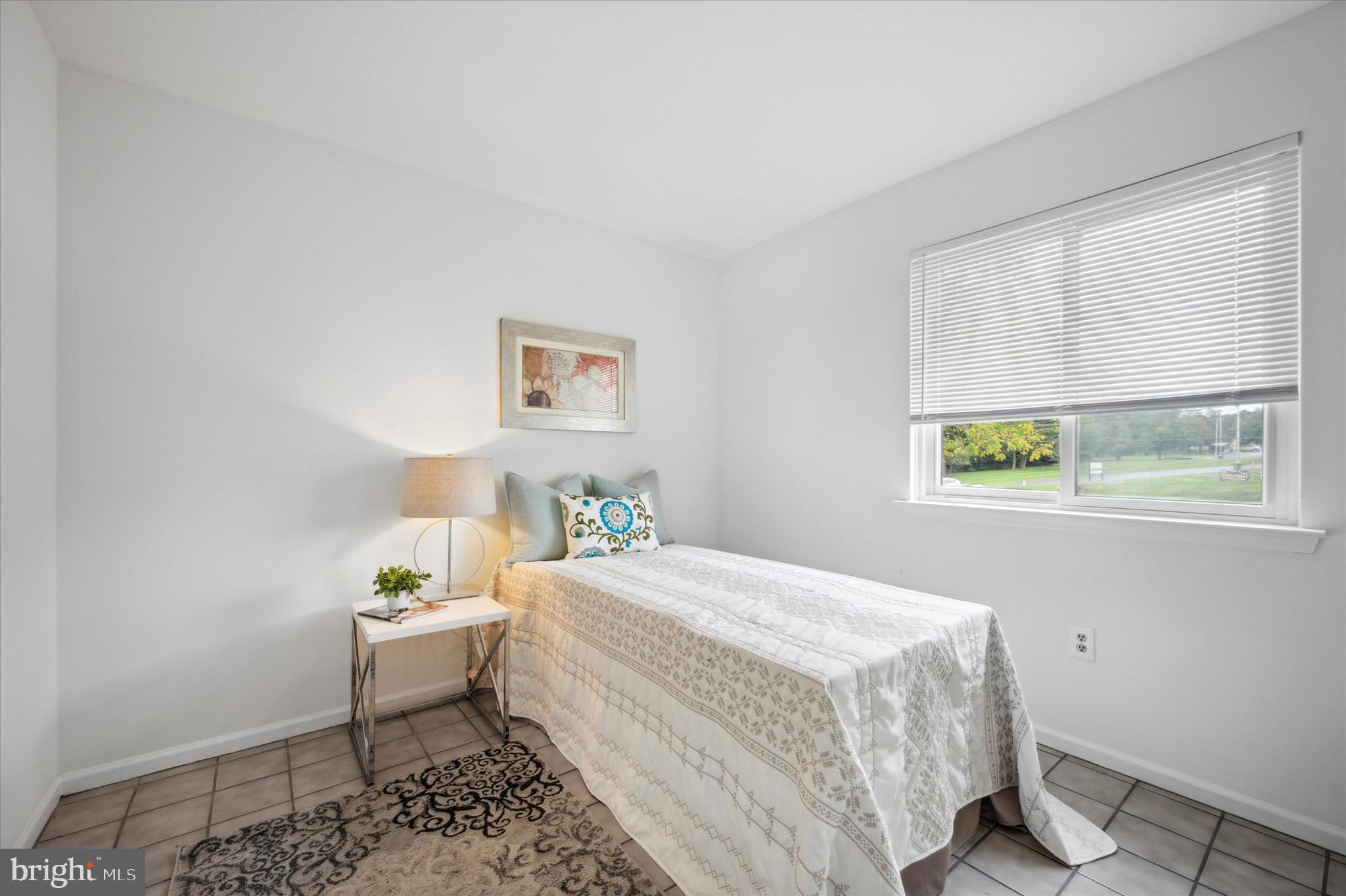 615 Poplar Ct