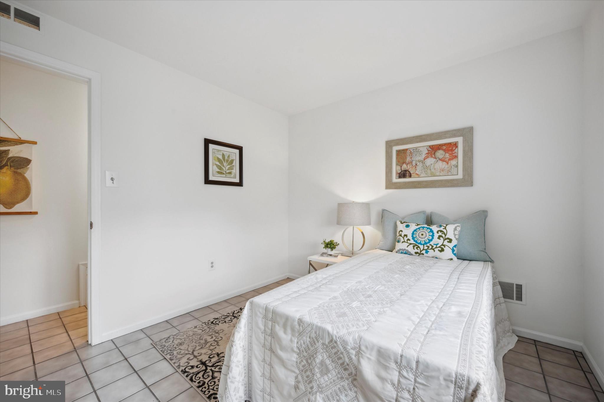 615 Poplar Ct