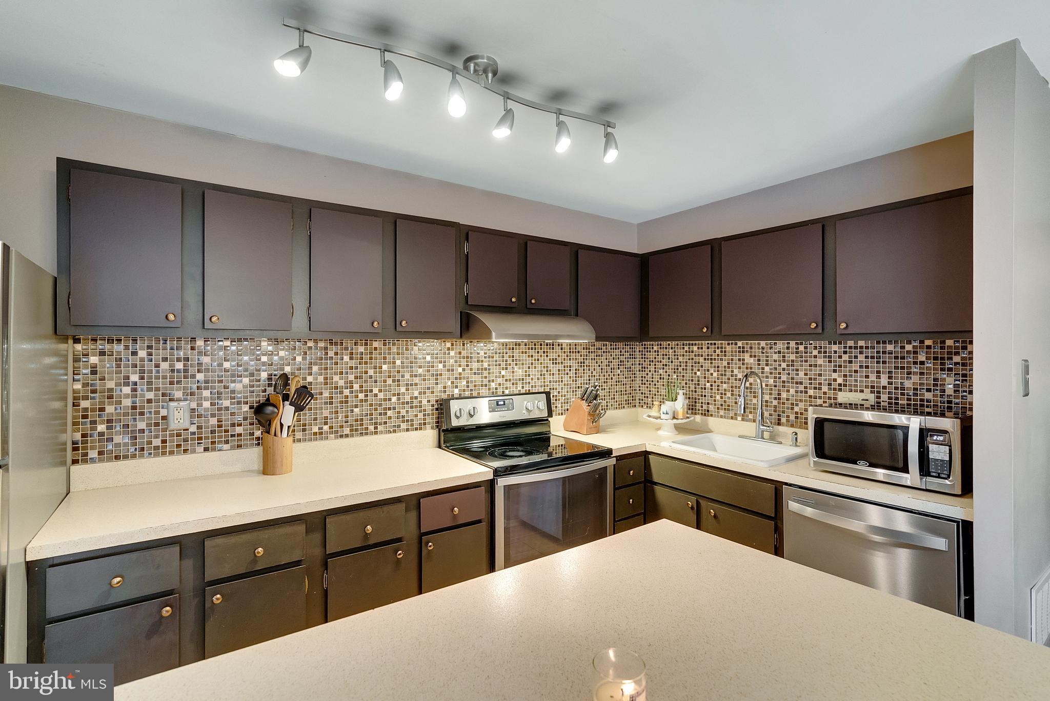 241 Birch Dr