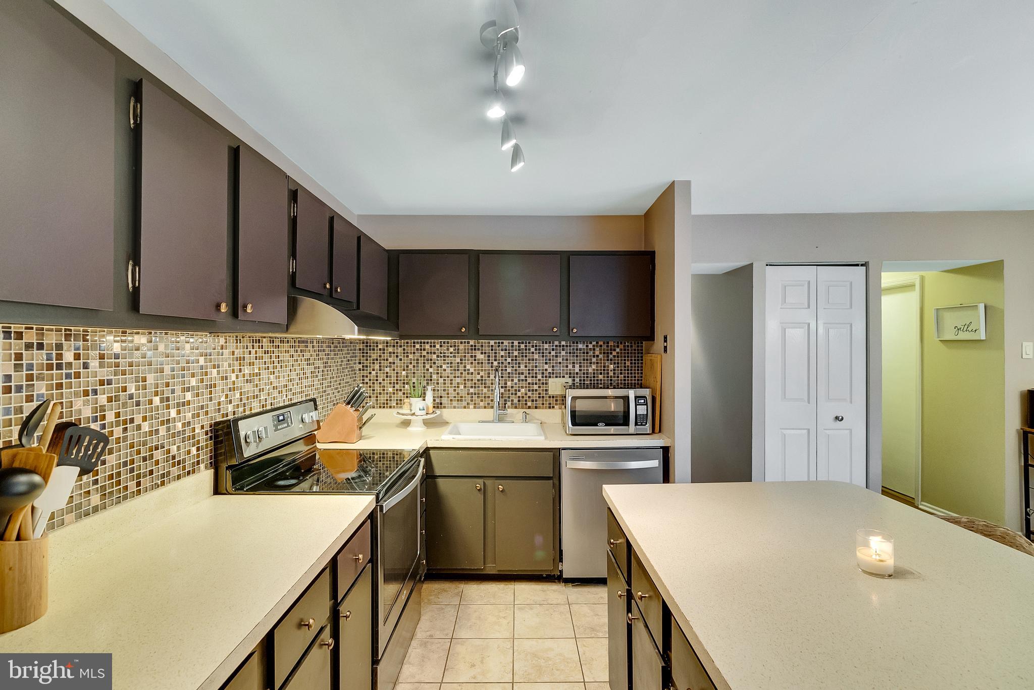 241 Birch Dr
