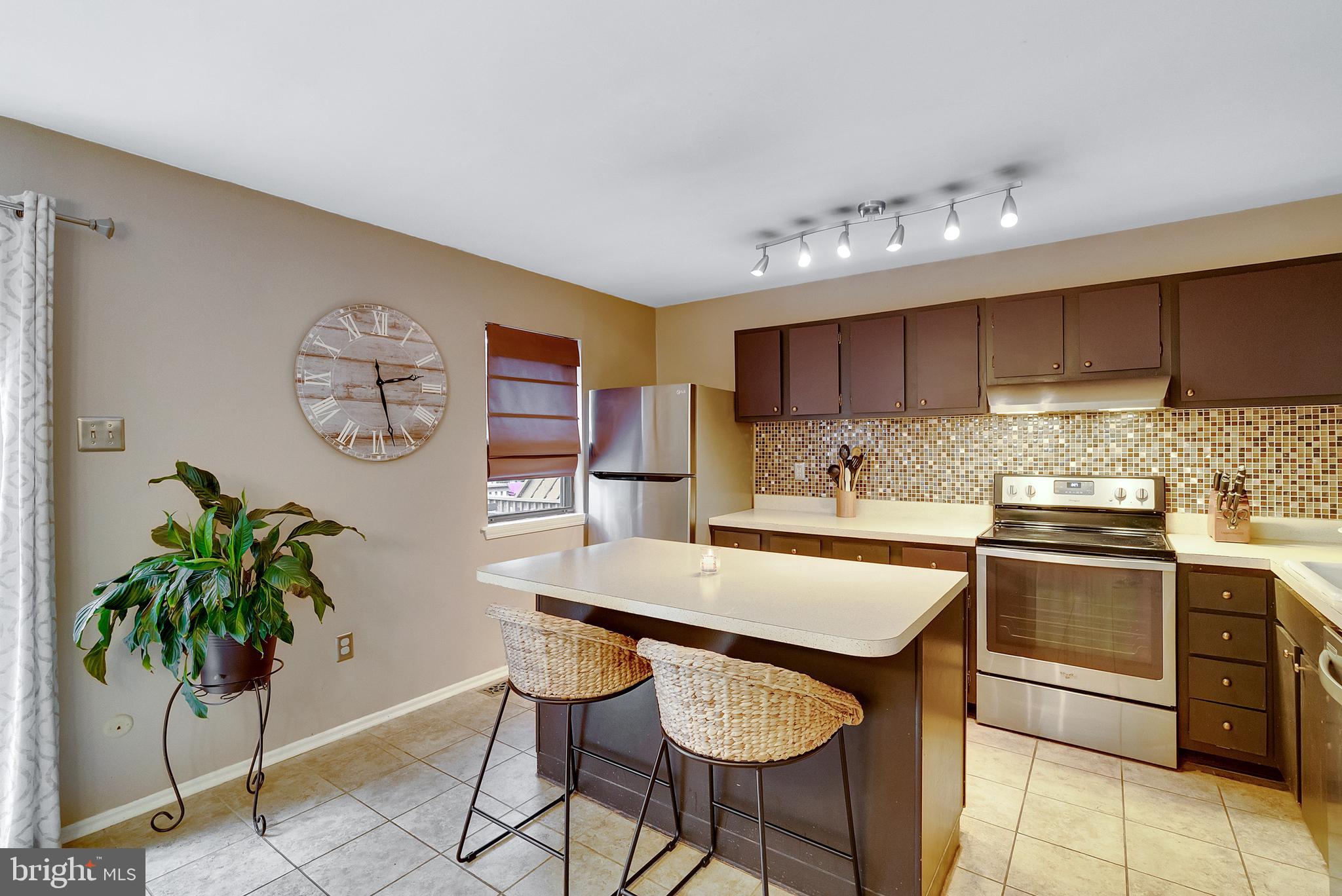 241 Birch Dr