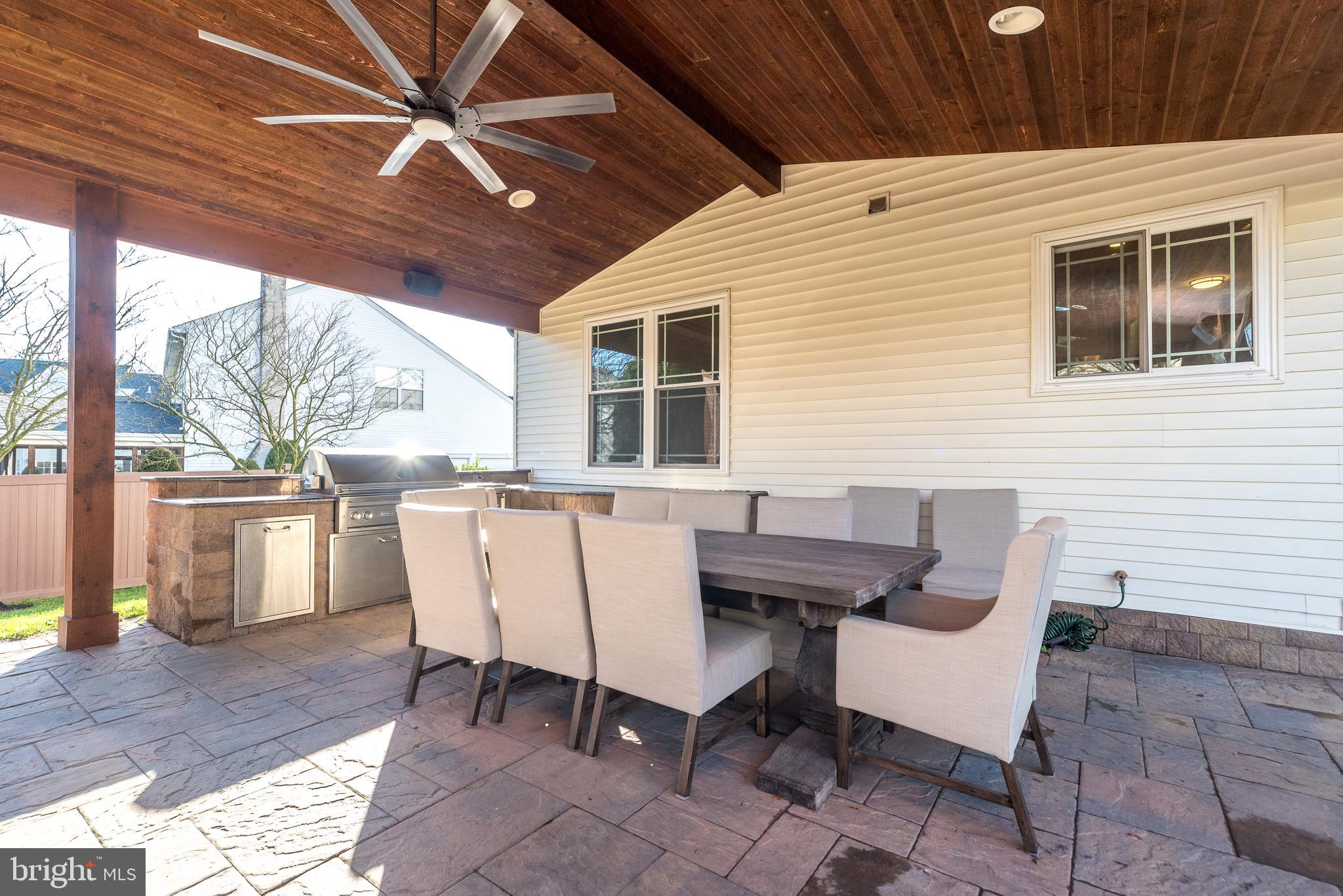 304 Regency Dr