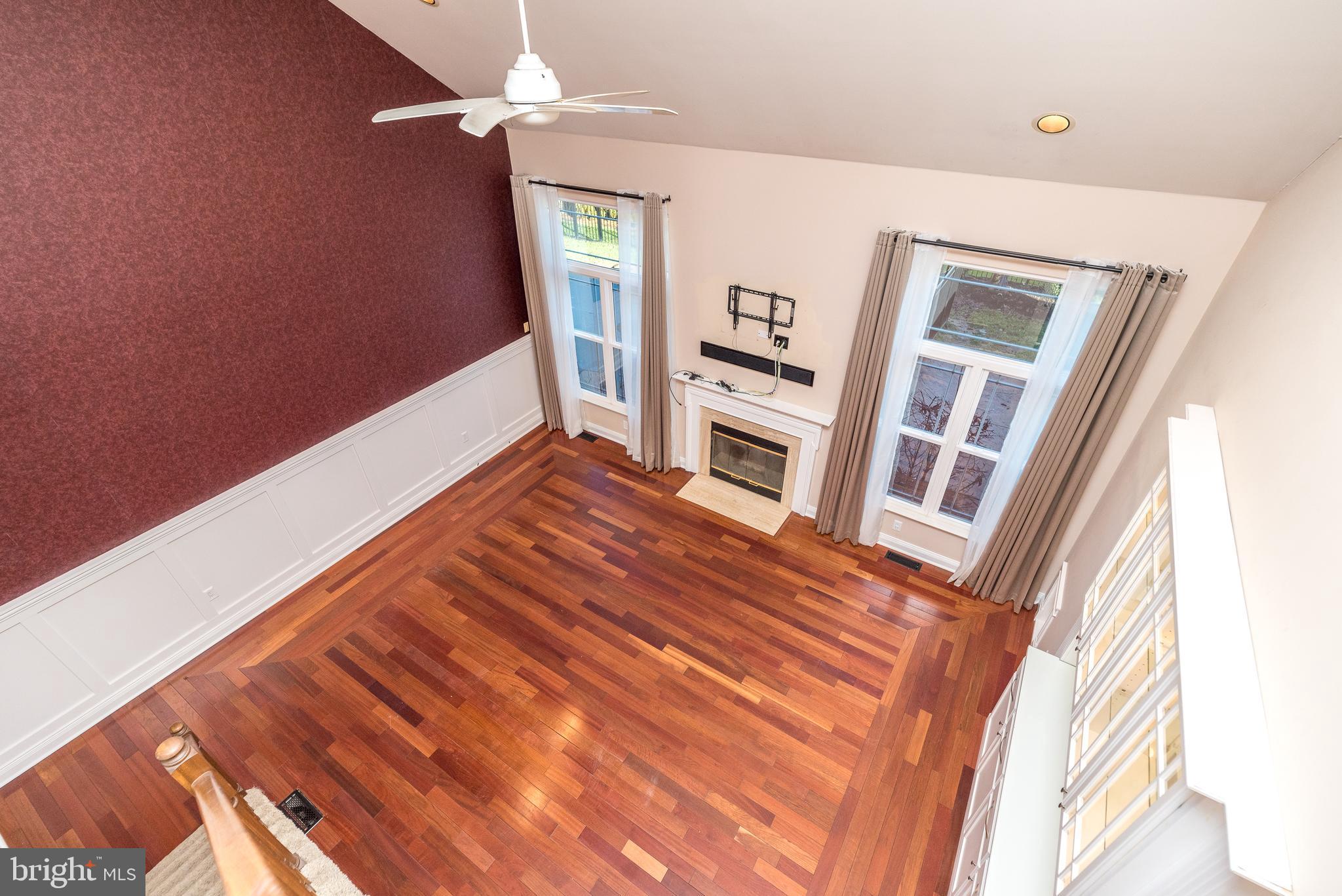 304 Regency Dr