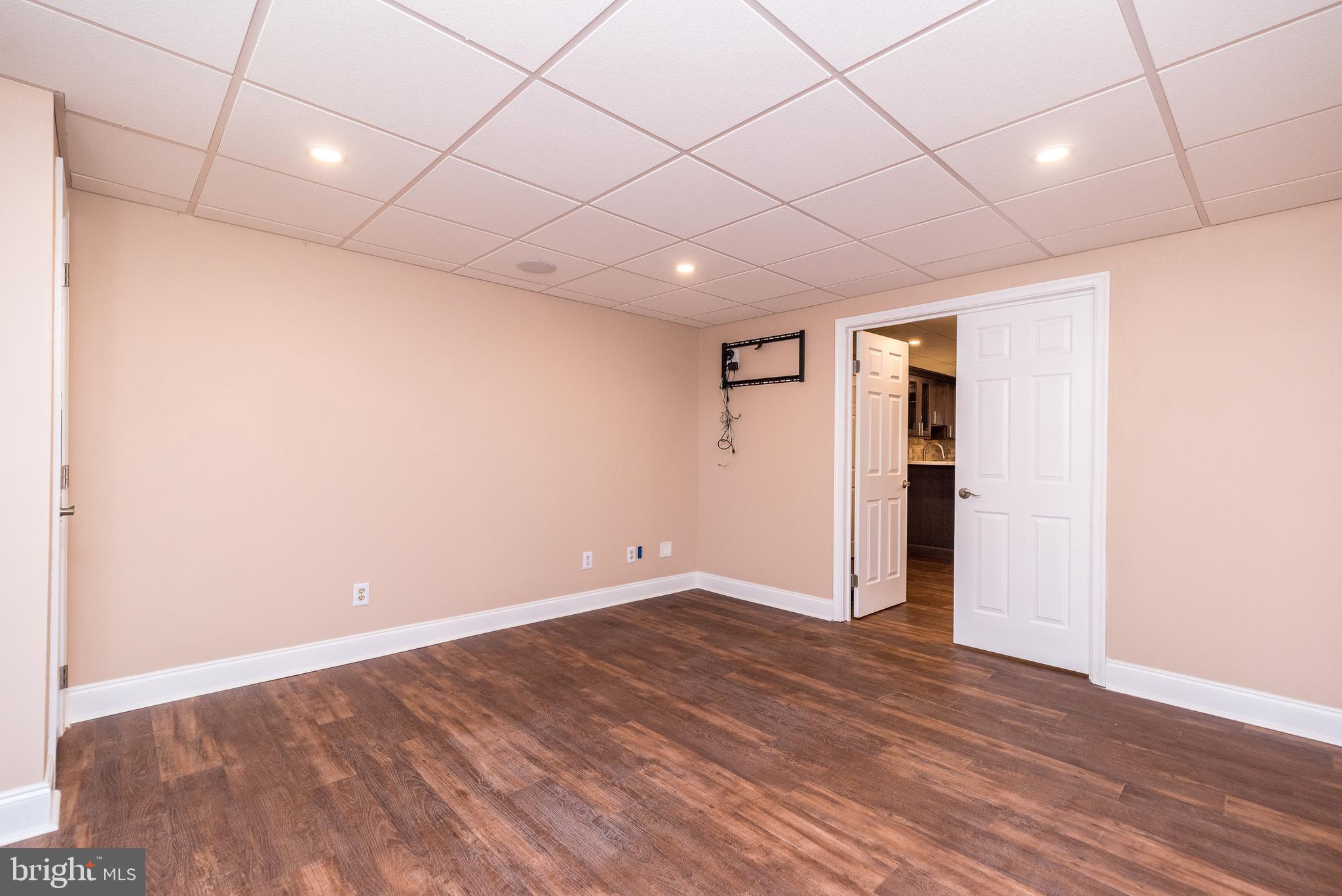 304 Regency Dr