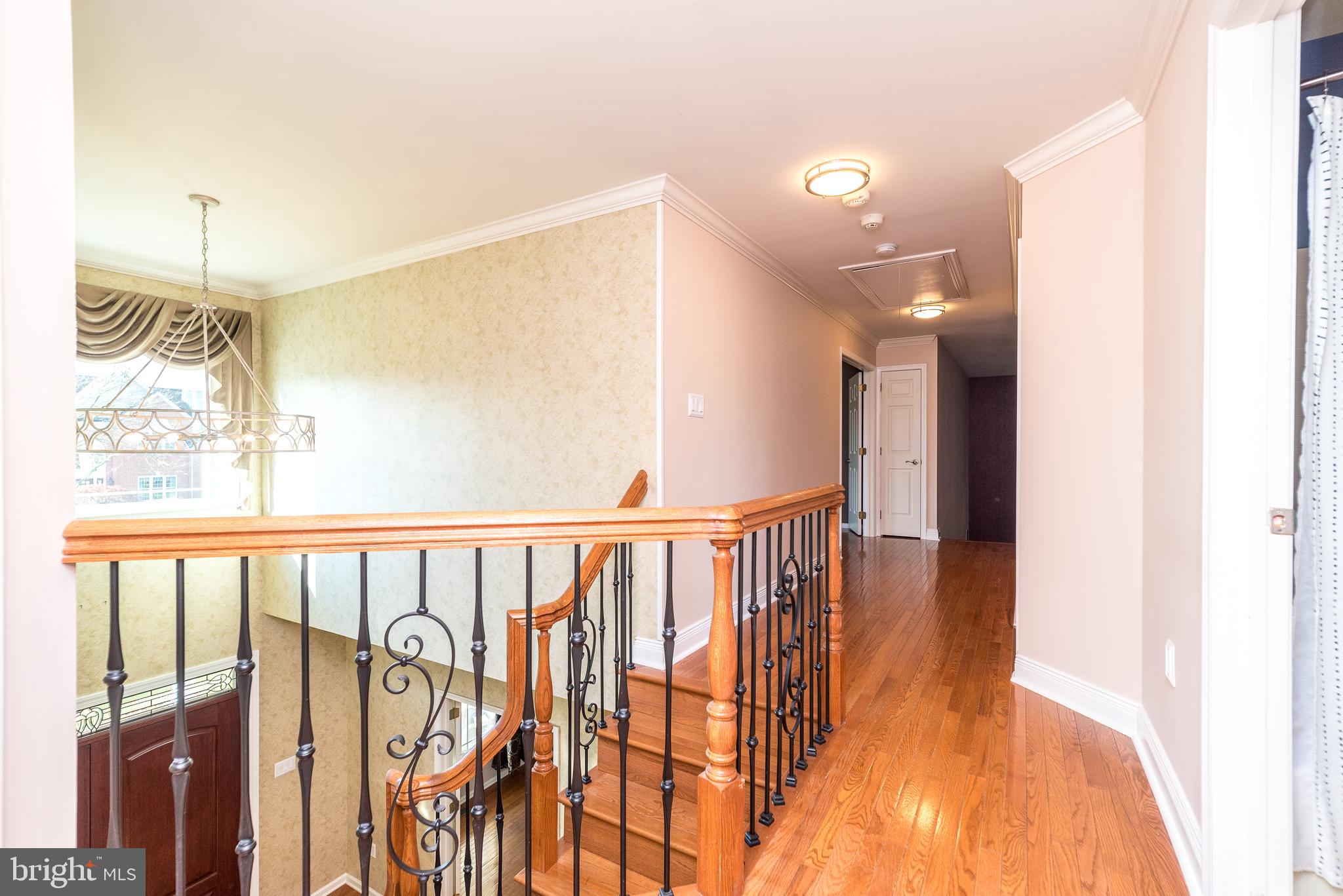 304 Regency Dr
