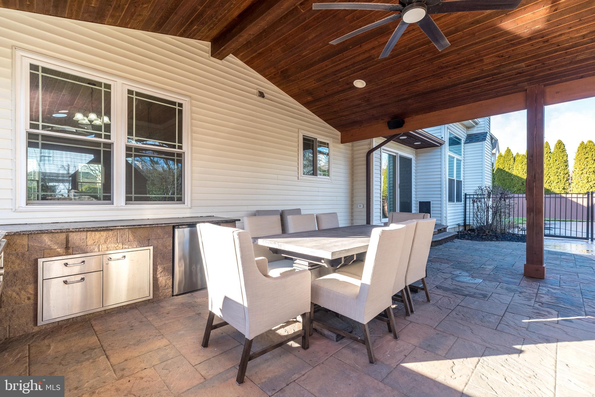 304 Regency Dr