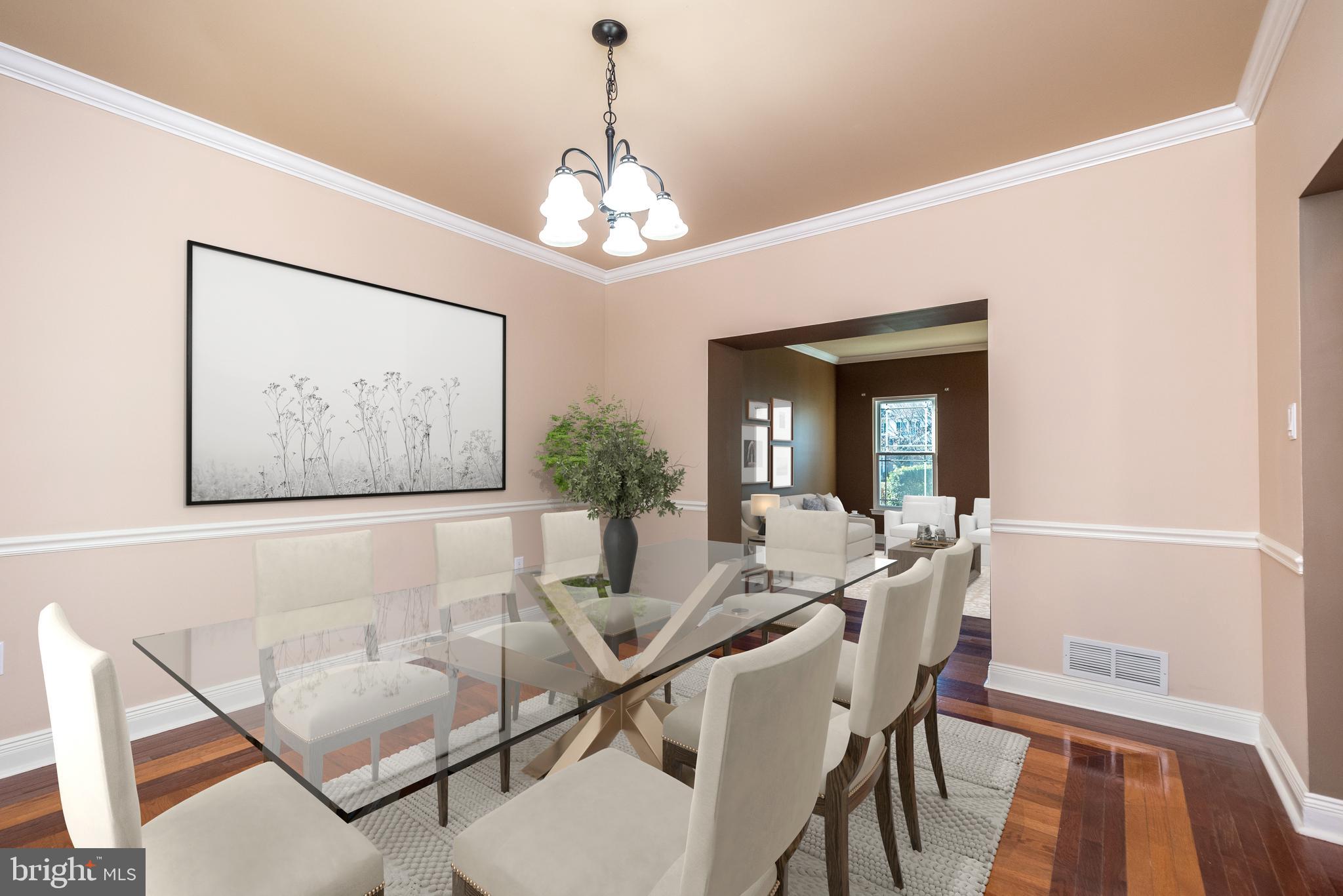 304 Regency Dr