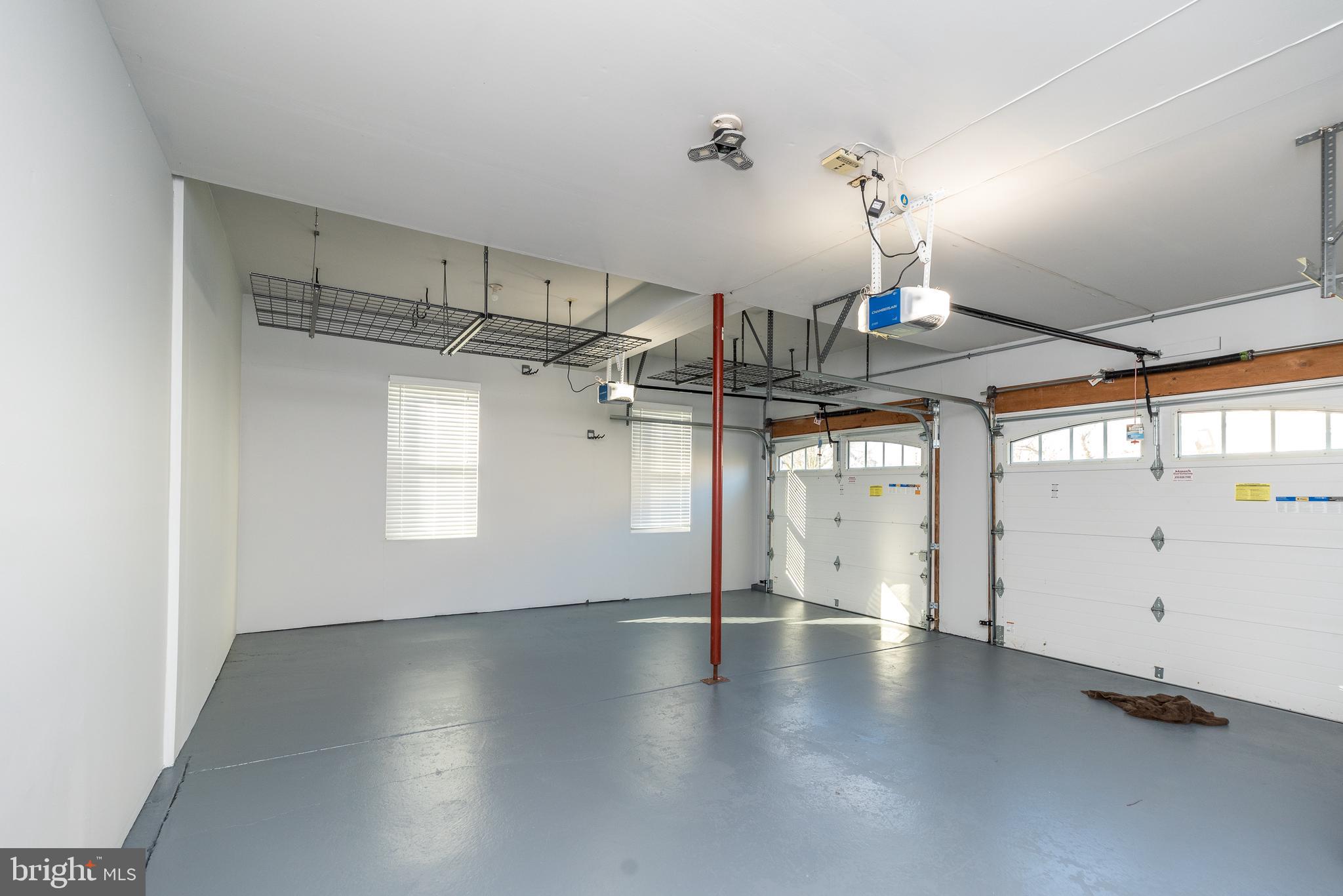 304 Regency Dr