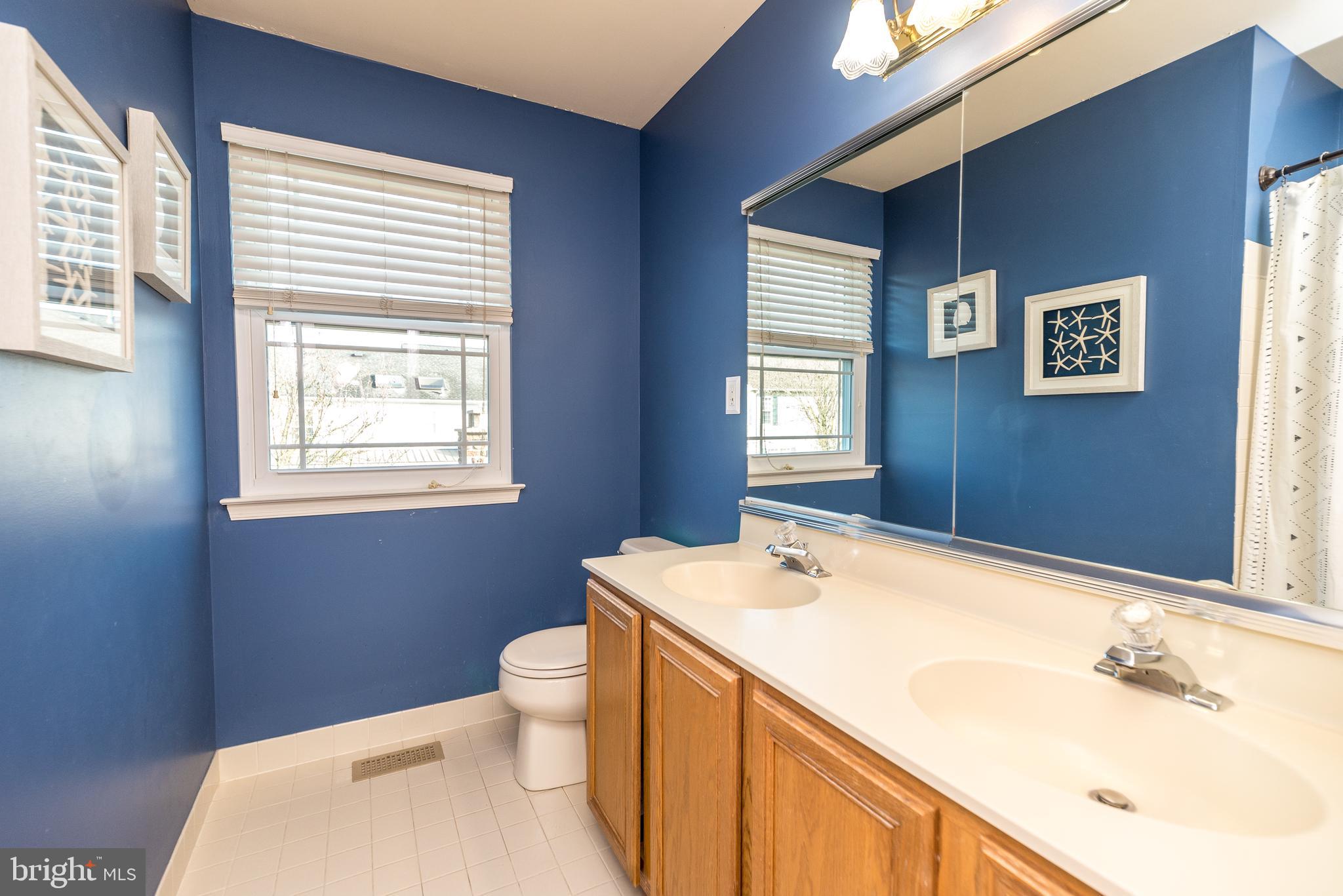 304 Regency Dr
