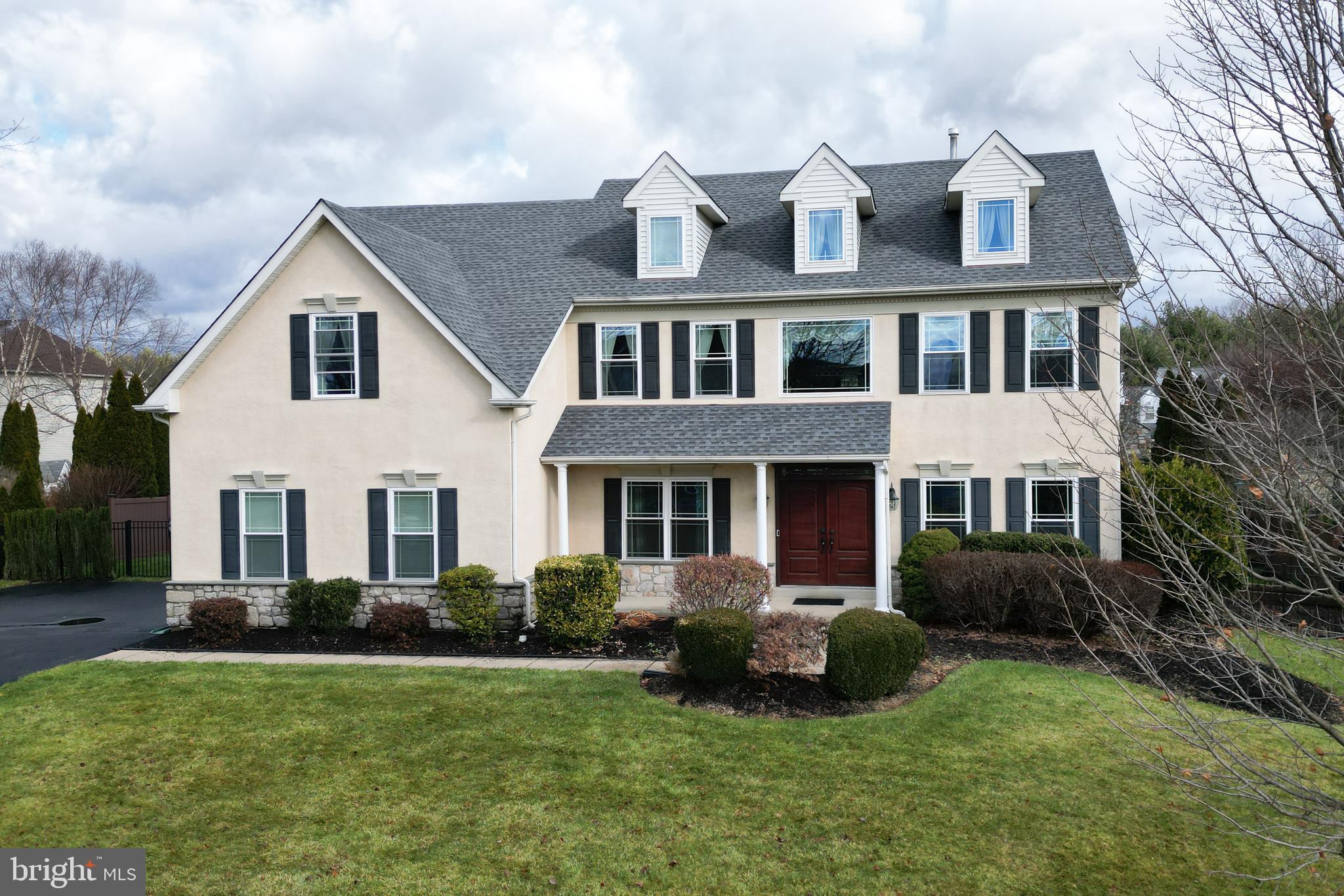 304 Regency Dr