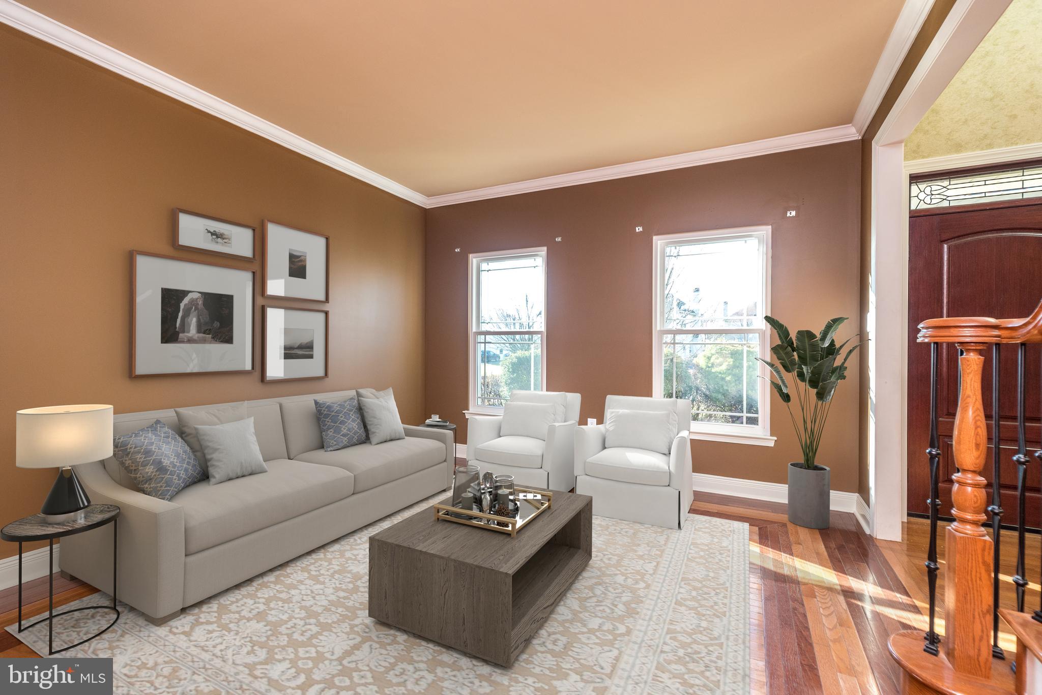 304 Regency Dr