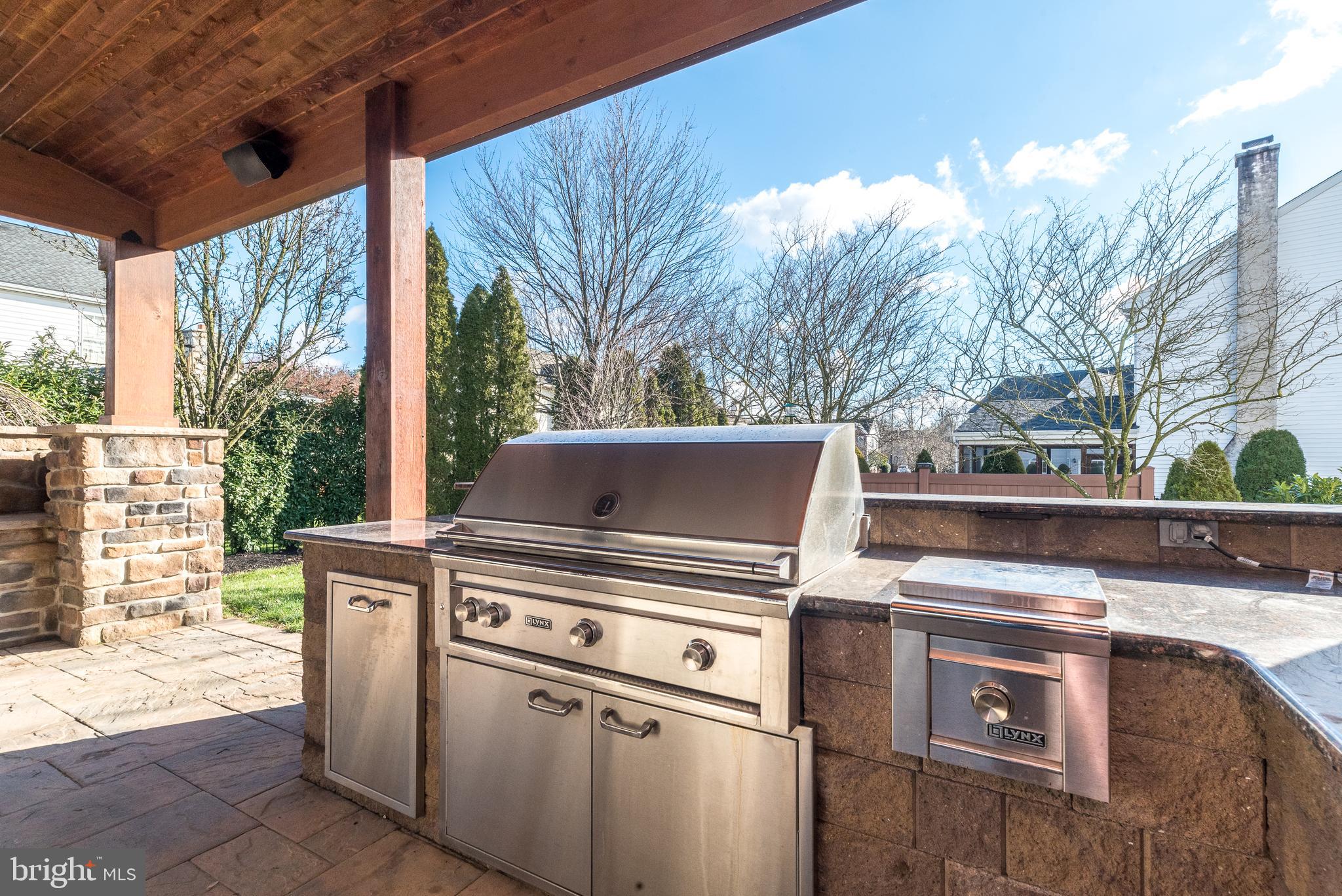 304 Regency Dr